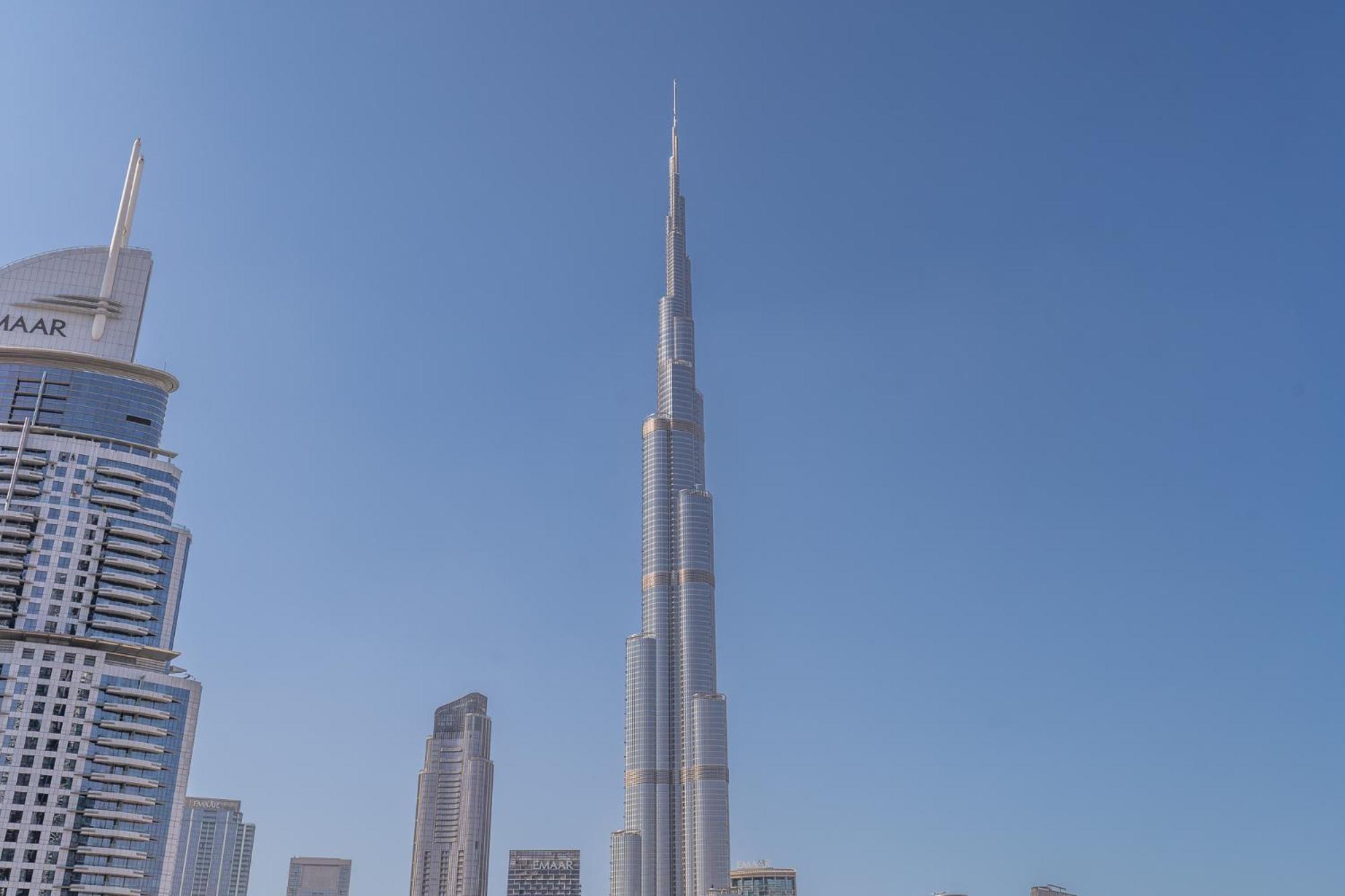 Apartment Downtown Elegance - 1br With Unmatched Burj Khalifa Views *