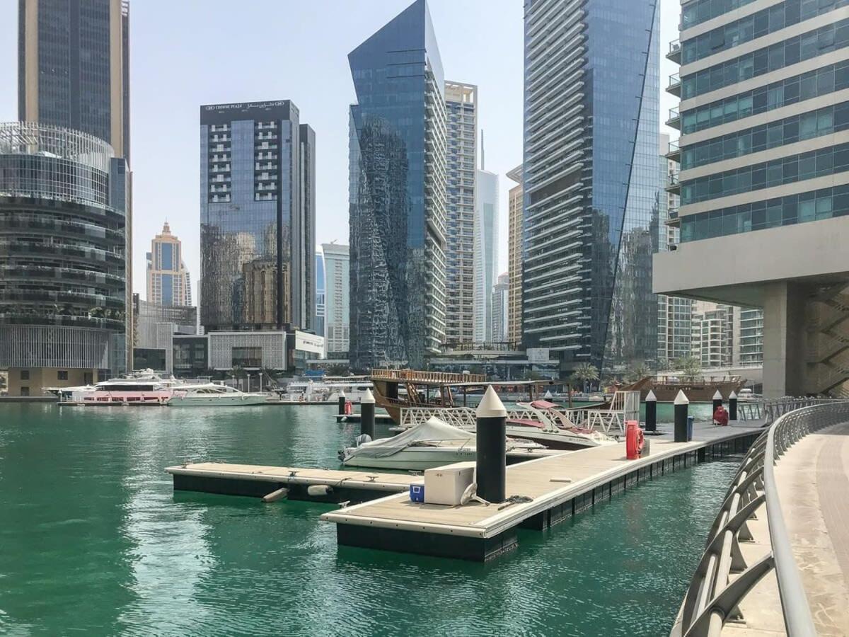 Apartment Frank Porter - Marina Quays East Tower