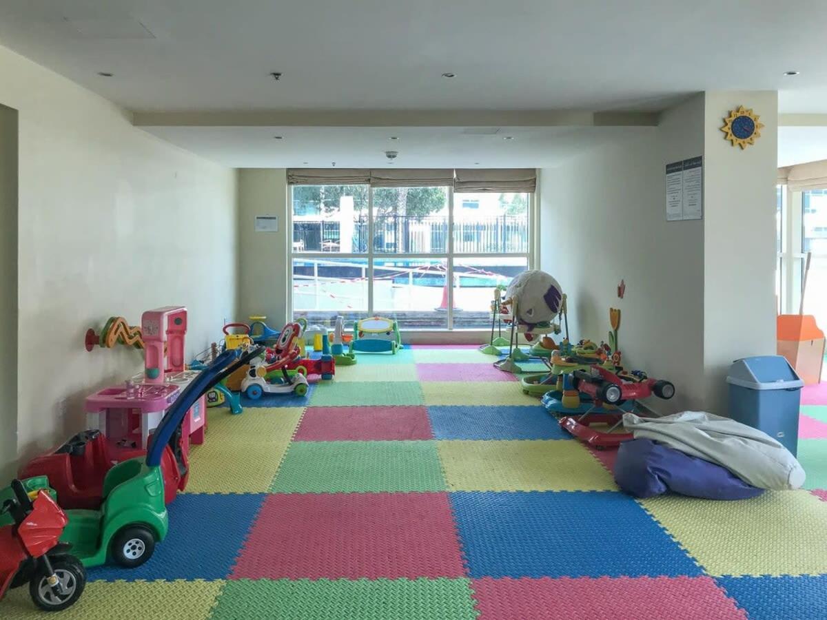 Apartment Frank Porter - Marina Quays East Tower