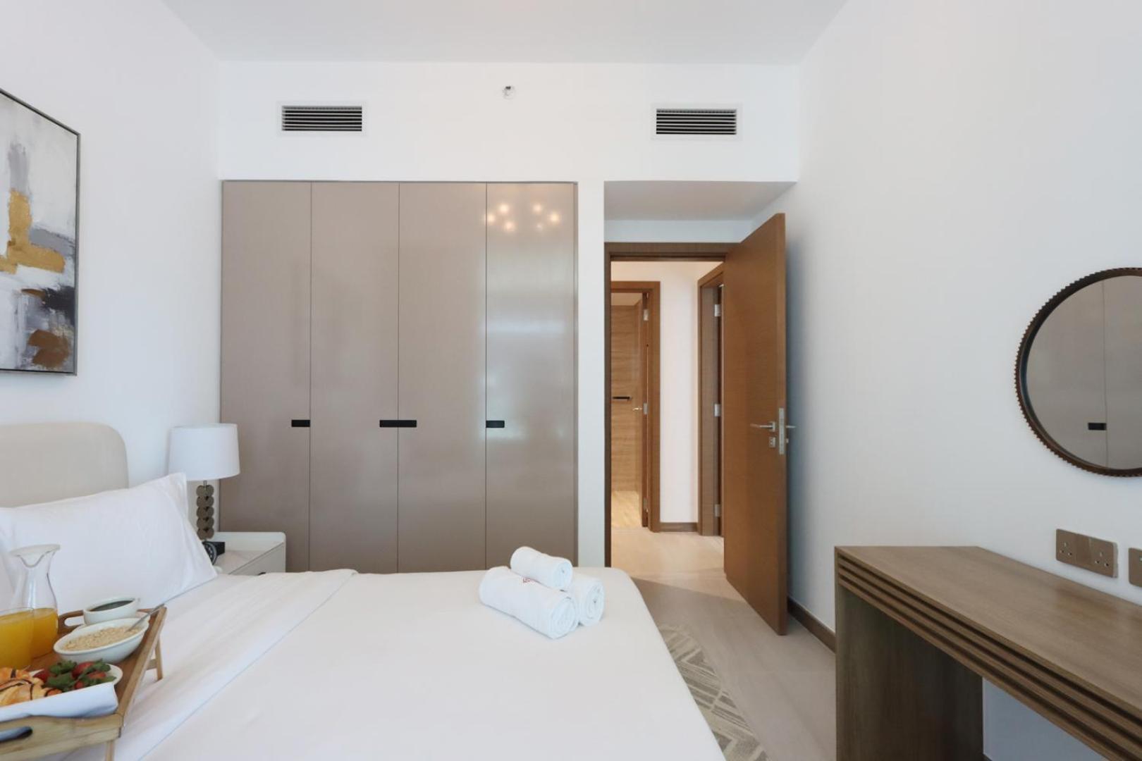 Apartment Livbnb- High-end 2br With Canal View Dubai