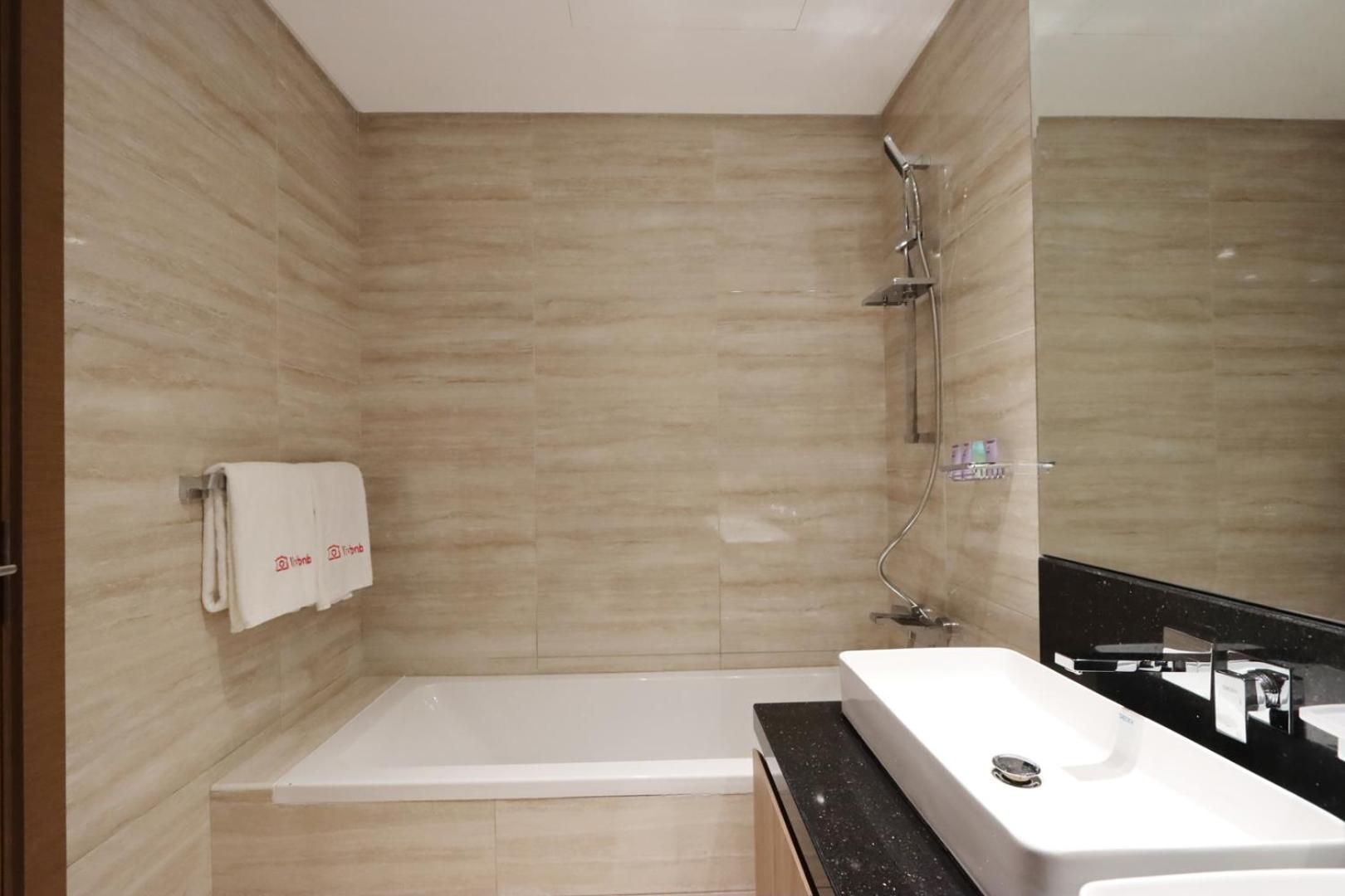 Livbnb- High-end 2br With Canal View