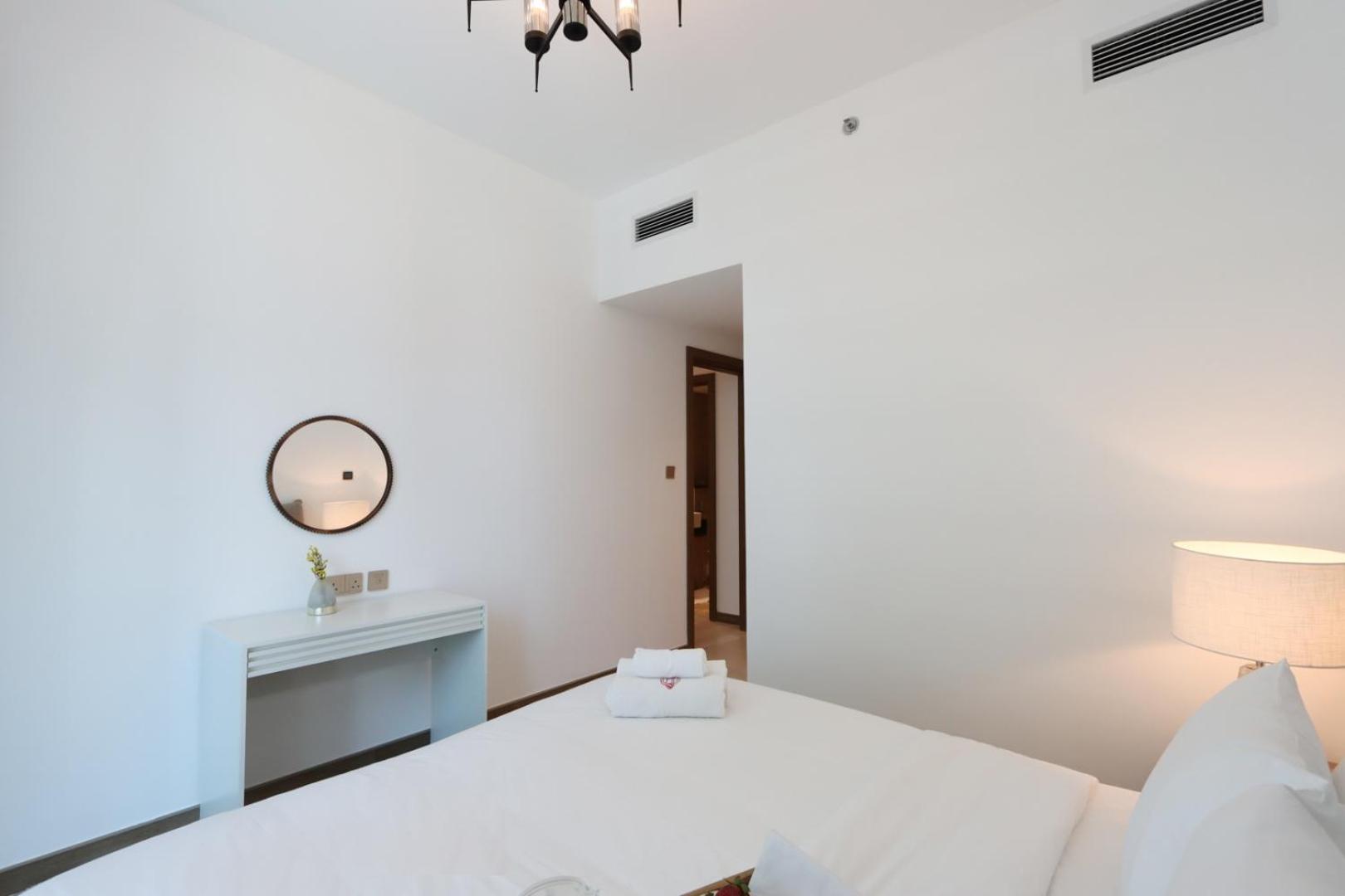 Livbnb- High-end 2br With Canal View Apartment Dubai