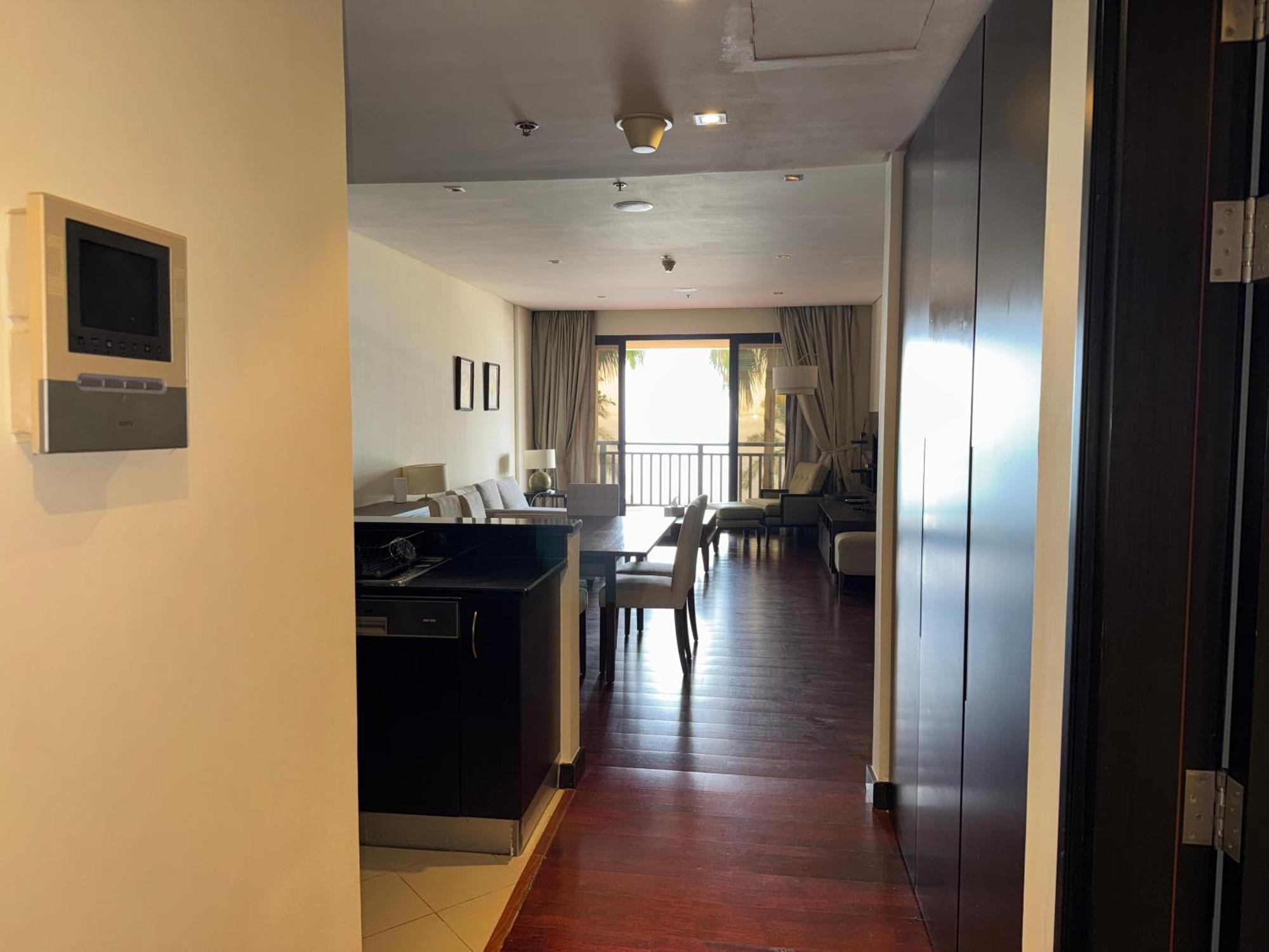 Royal Amwaj-anantara South Apartment