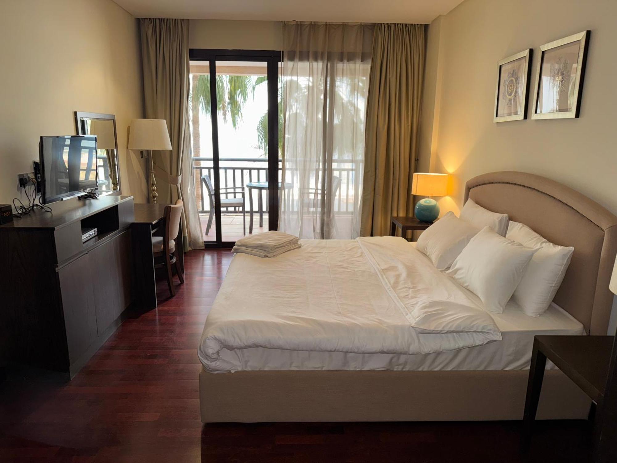 Royal Amwaj-anantara South Apartment Dubai