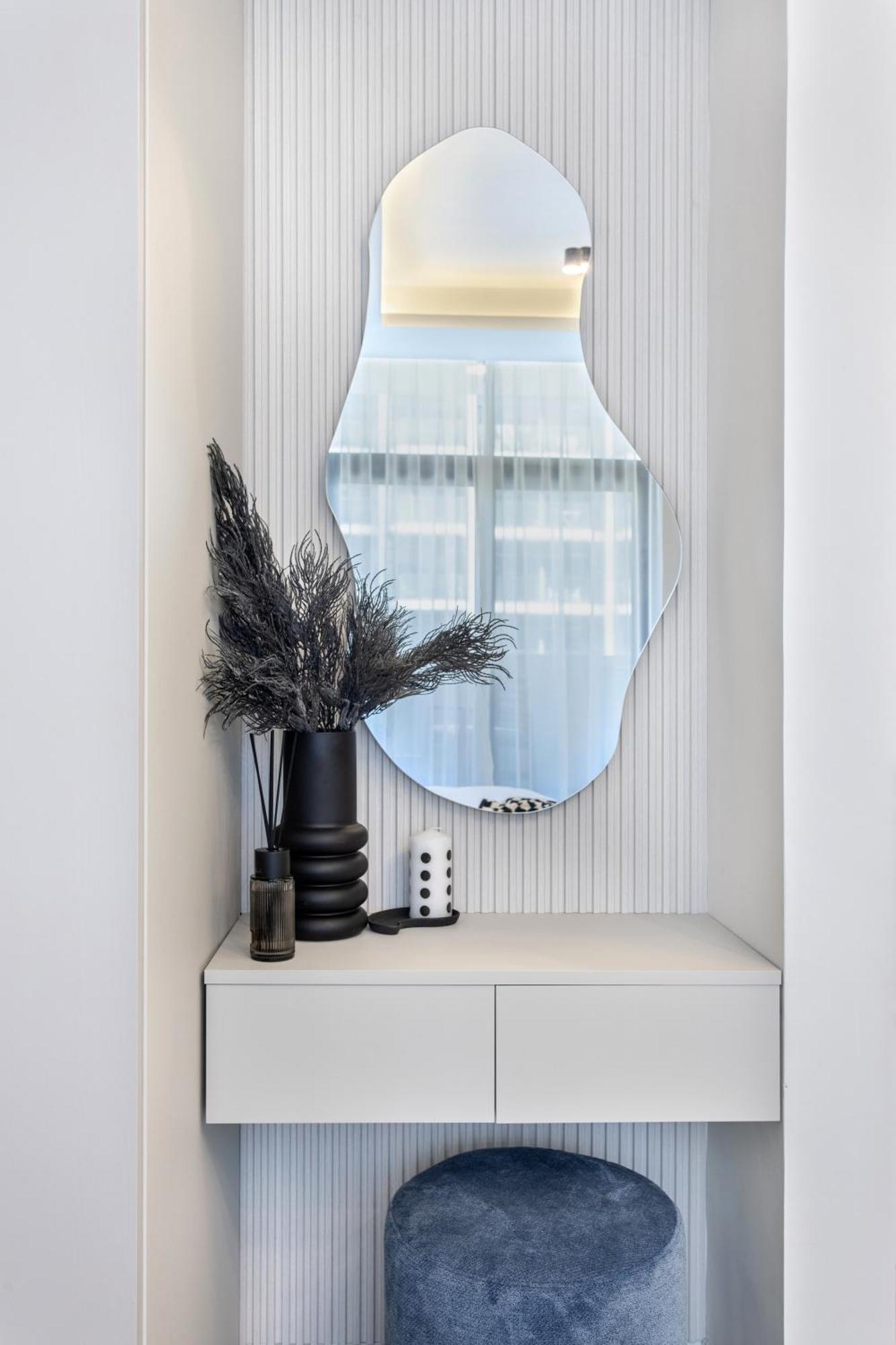 Charming With Burj Khalifa View In Azizi12 Apartment