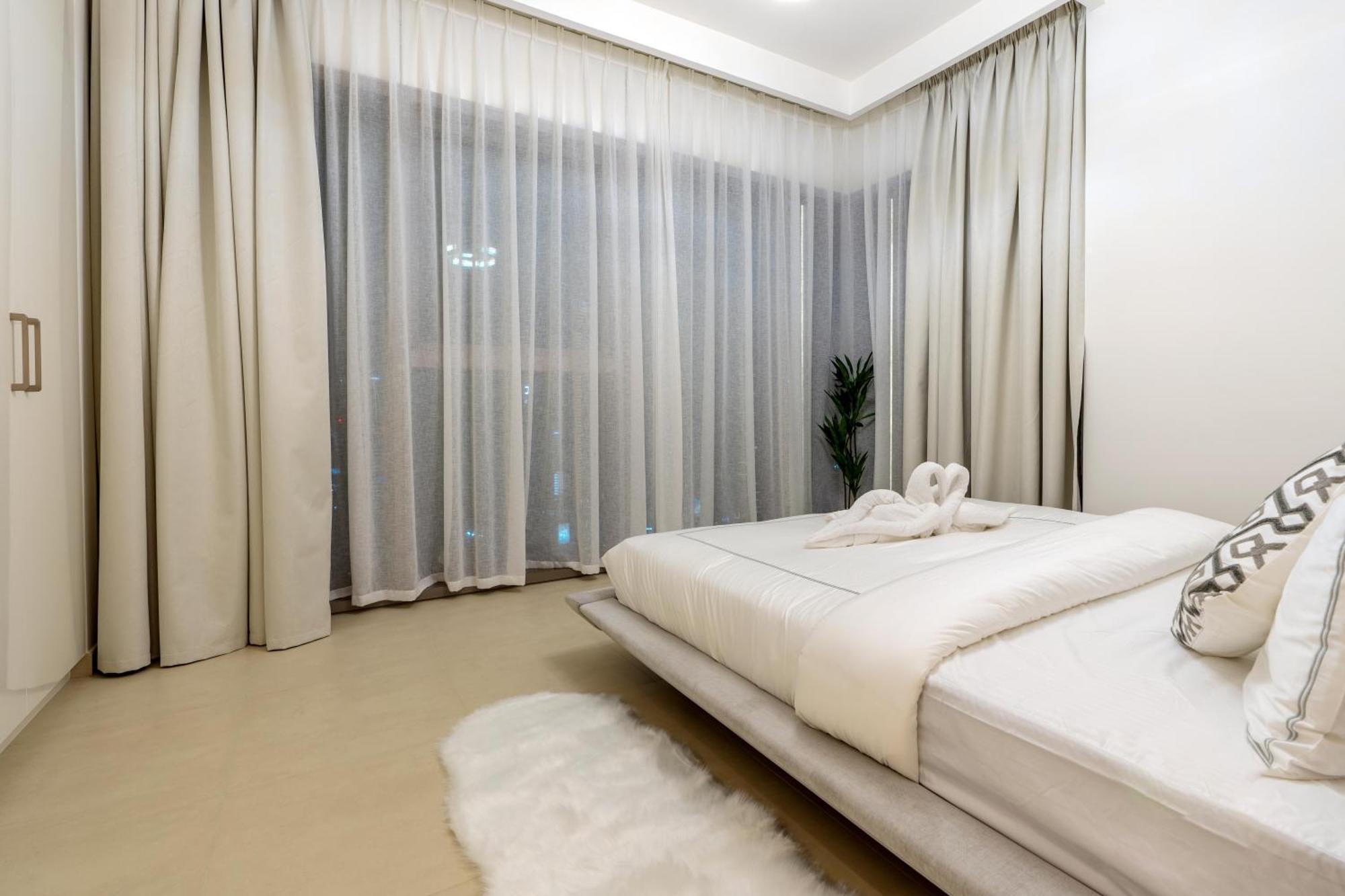 3 Bedrooms In Downtown Views - Burj Khalifa View *