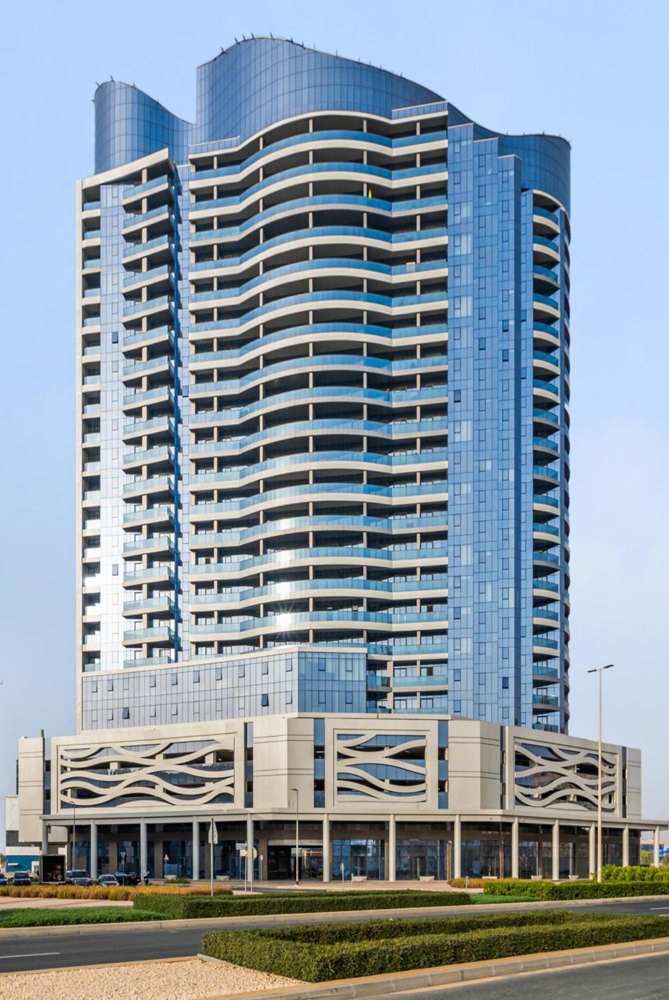 Comfy Near Silicon Oasis Apartment *