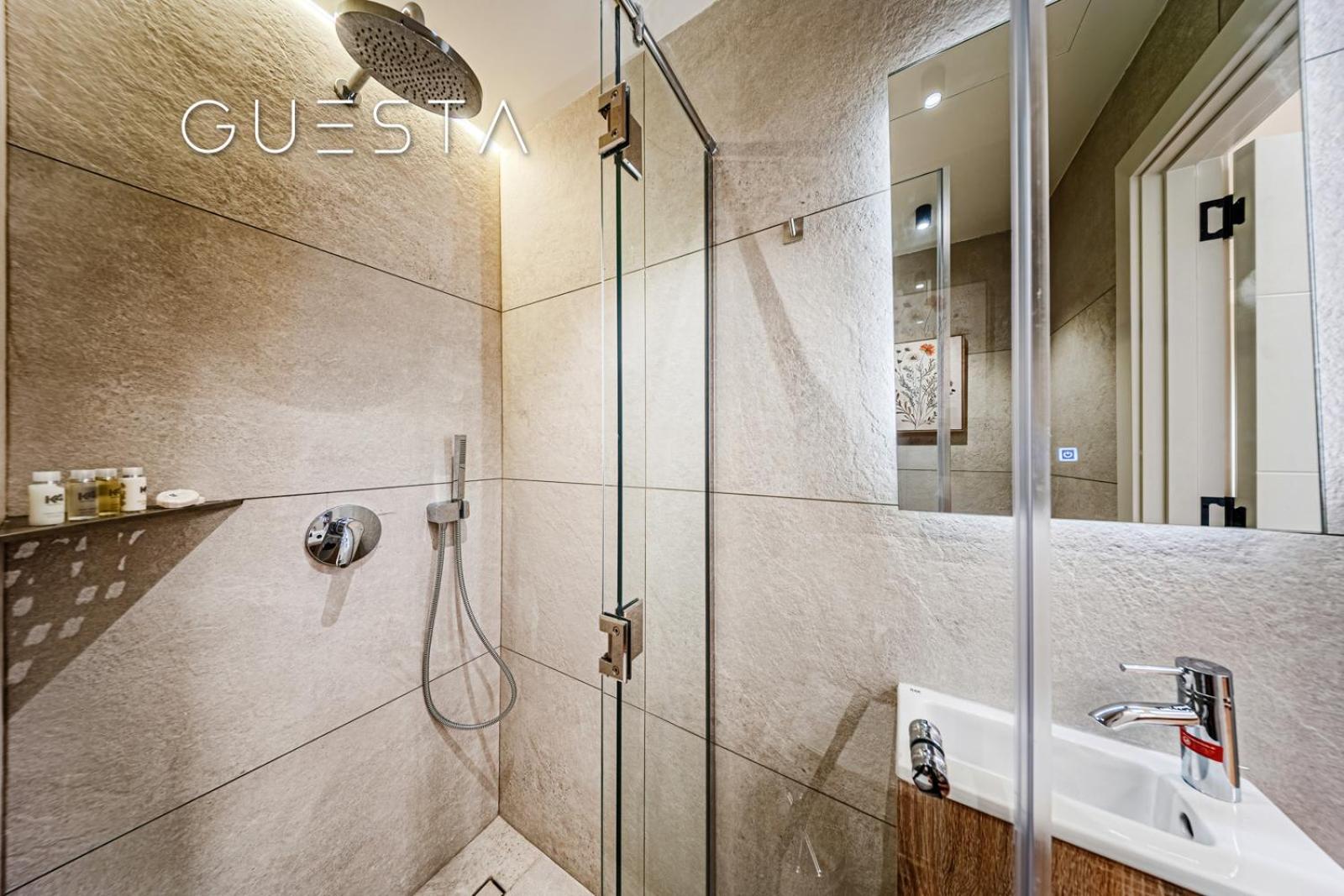 Jumeirah - Rimal 6, Marina Apartment