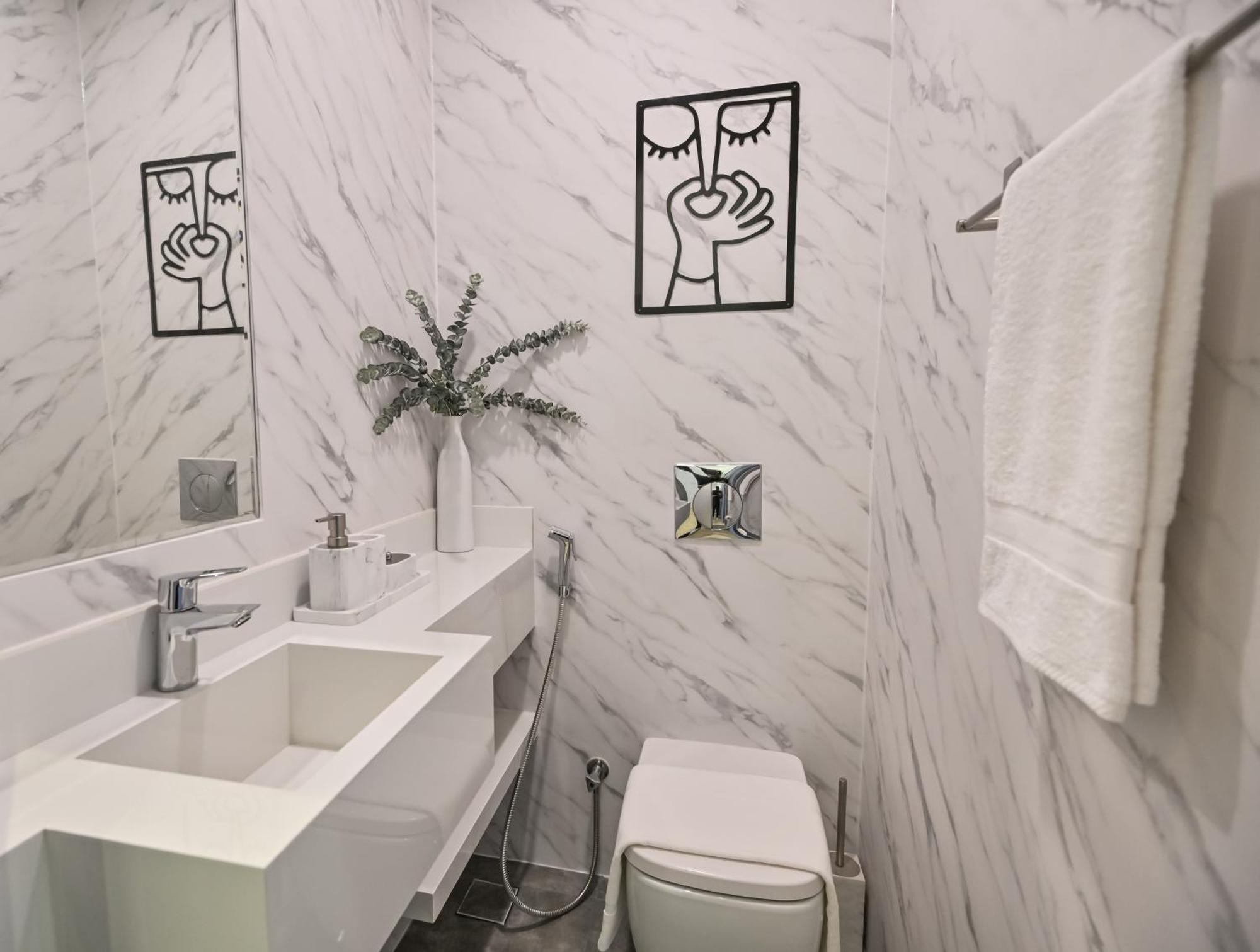 Apartment Azure Residences A Beachfront Getaway On Palm Jumeirah *