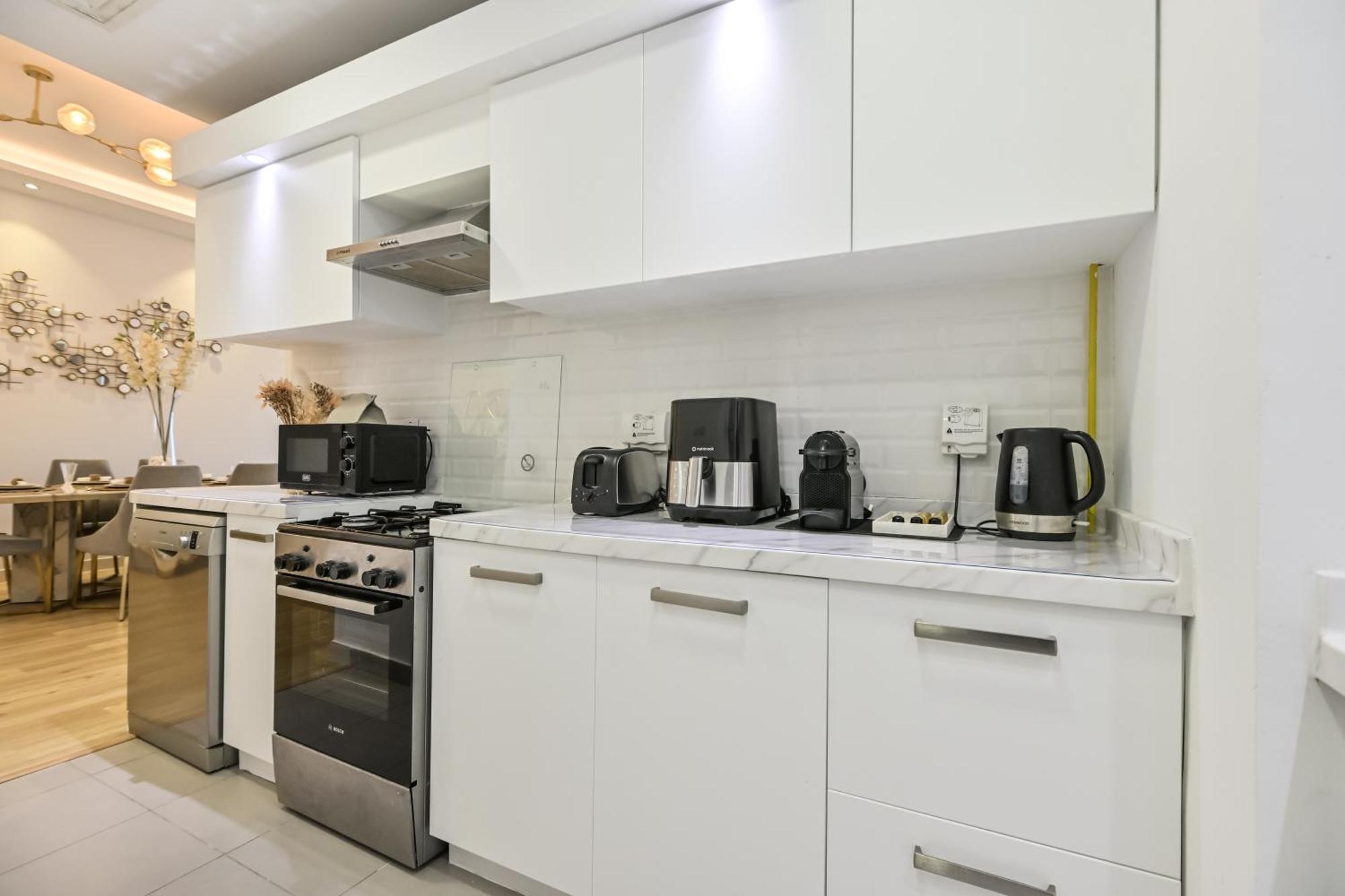 Azure Residences A Beachfront Getaway On Palm Jumeirah Apartment