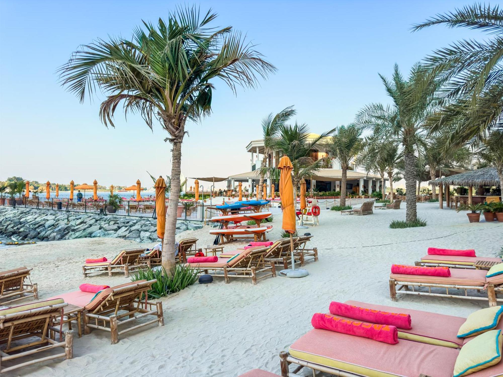 Azure Residences A Beachfront Getaway On Palm Jumeirah Apartment Dubai