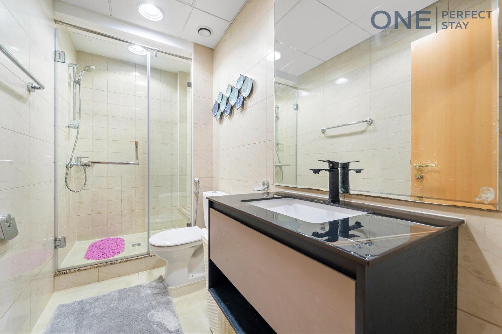 Amazing 3br With Maid In Marina With Pool & Gym Dubai