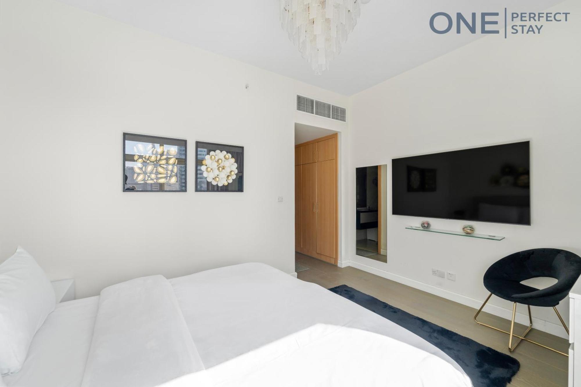 Apartment Amazing 3br With Maid In Marina With Pool & Gym *