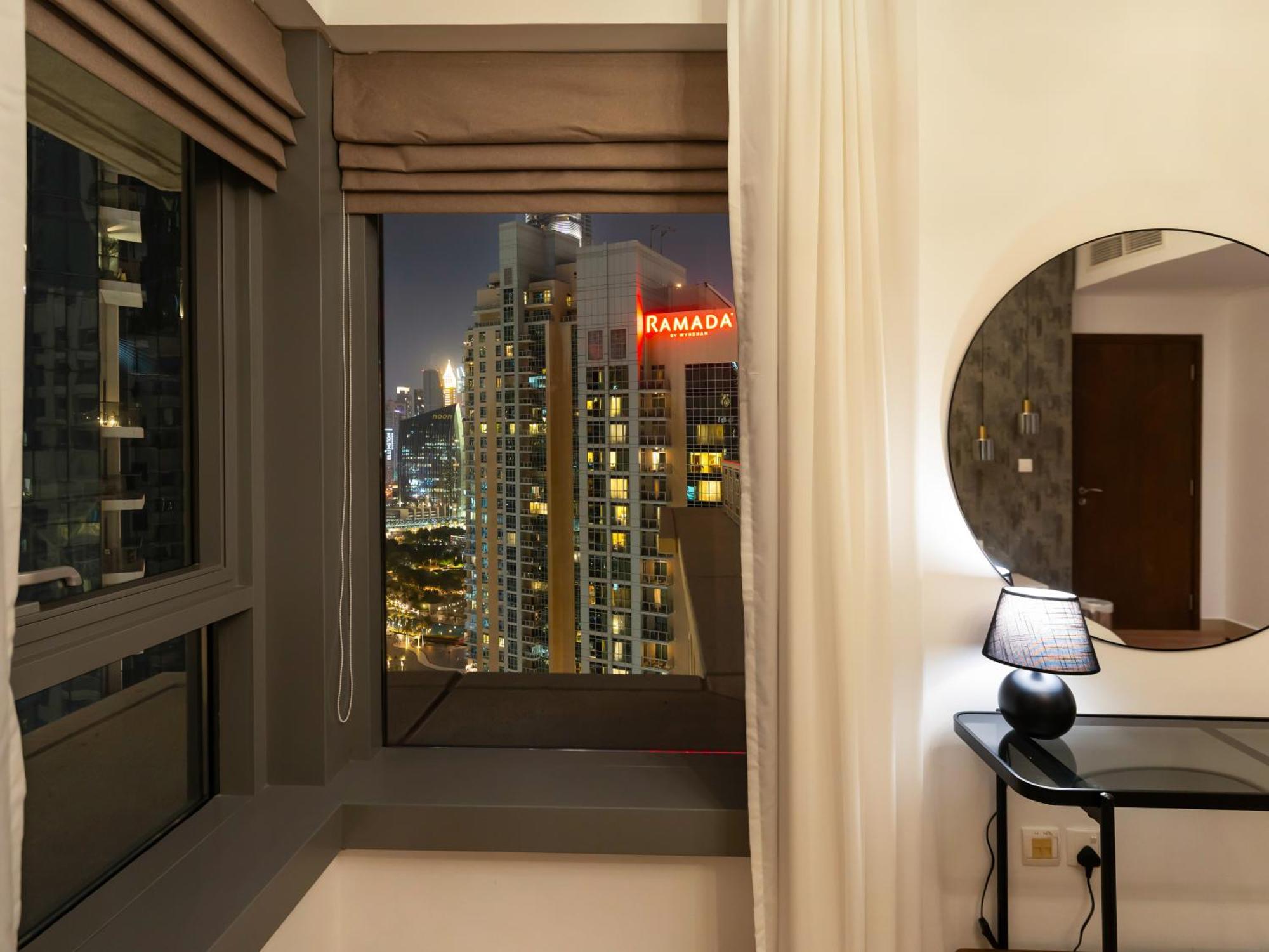 3br With Gaming Lounge, Burj Khalifa, Fountain View *