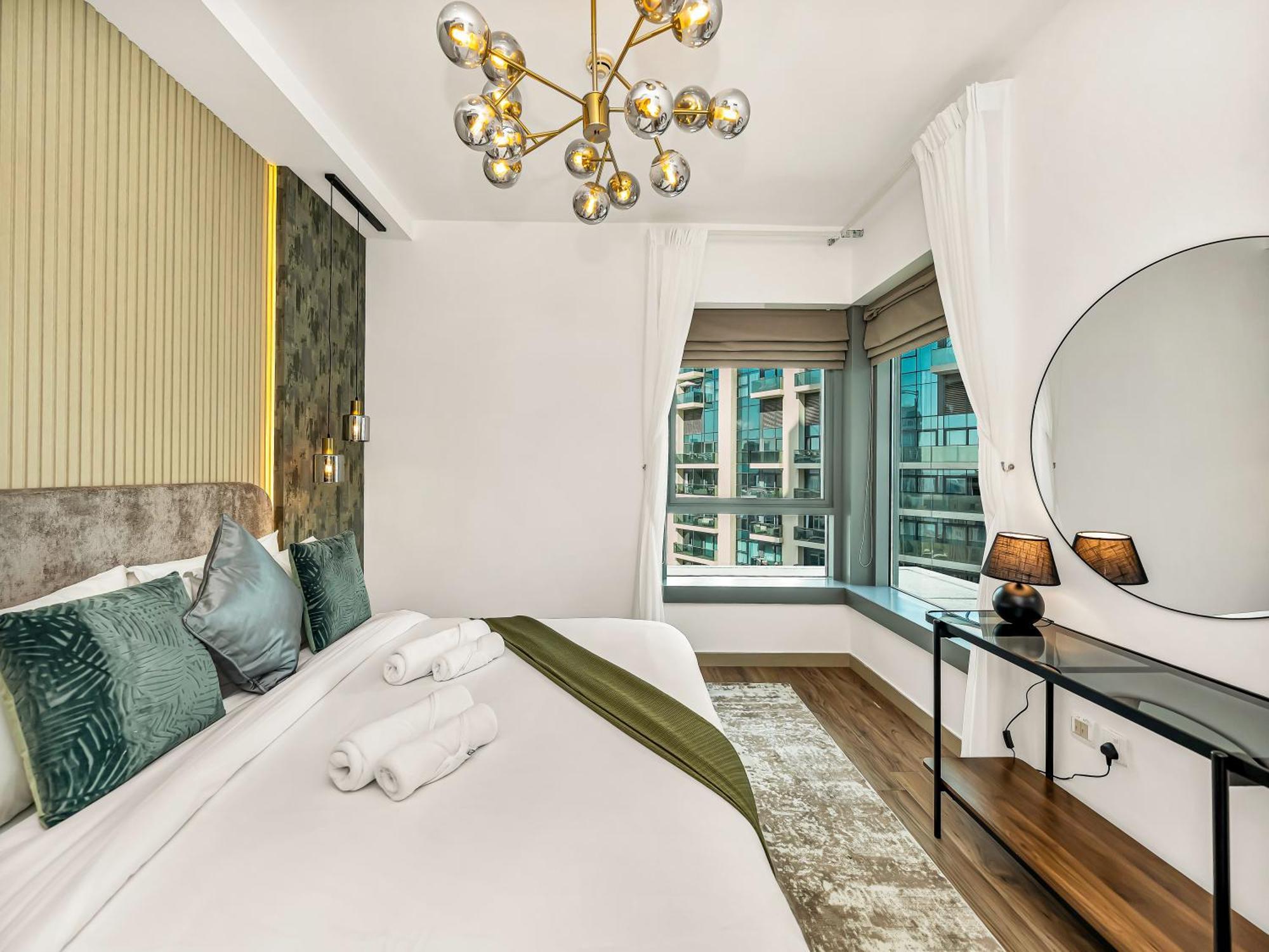 3br With Gaming Lounge, Burj Khalifa, Fountain View Apartment *