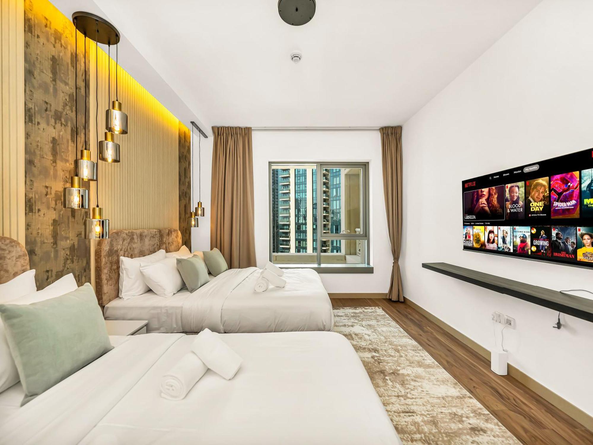 3br With Gaming Lounge, Burj Khalifa, Fountain View *