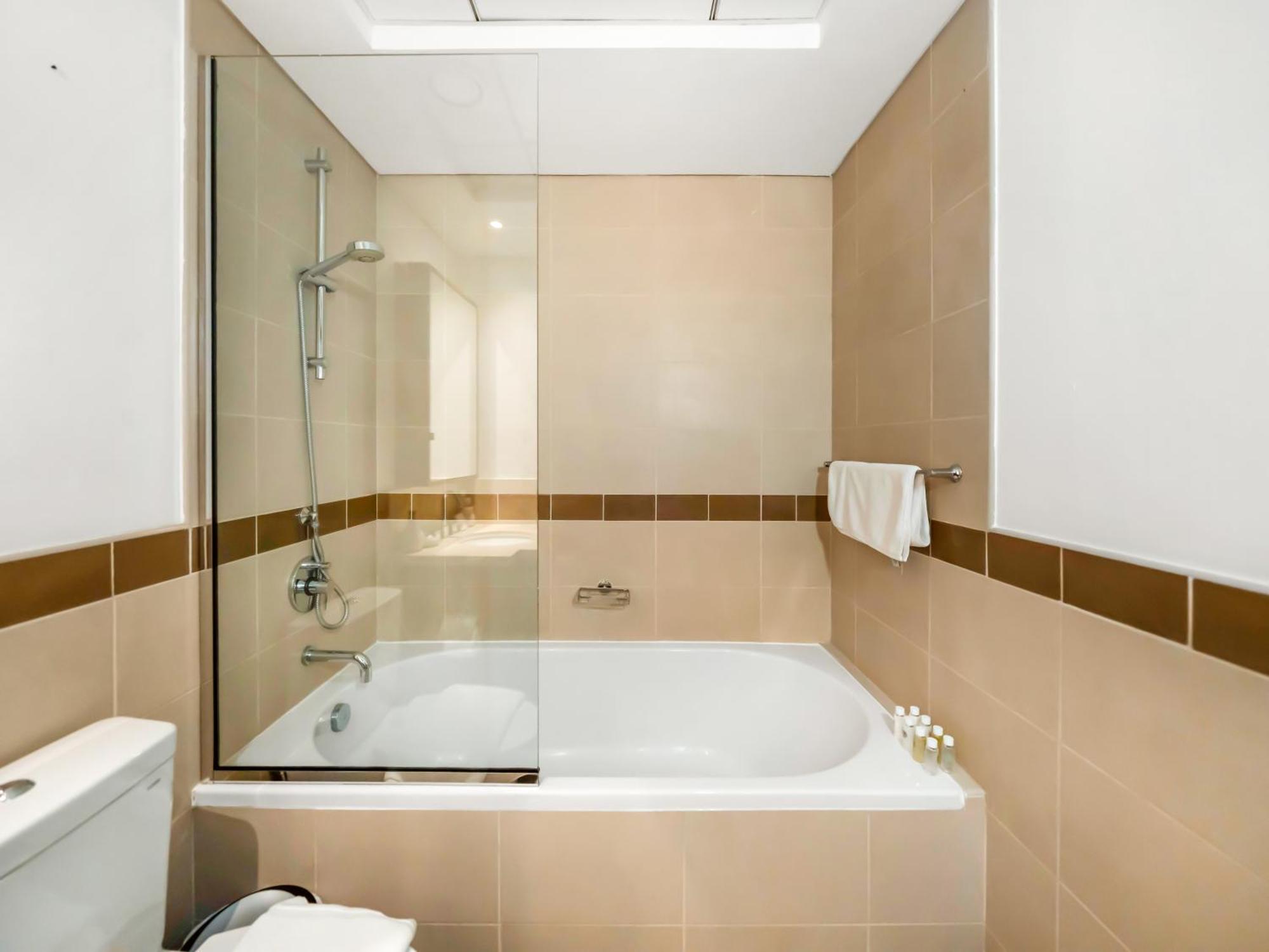 3br With Gaming Lounge, Burj Khalifa, Fountain View Dubai