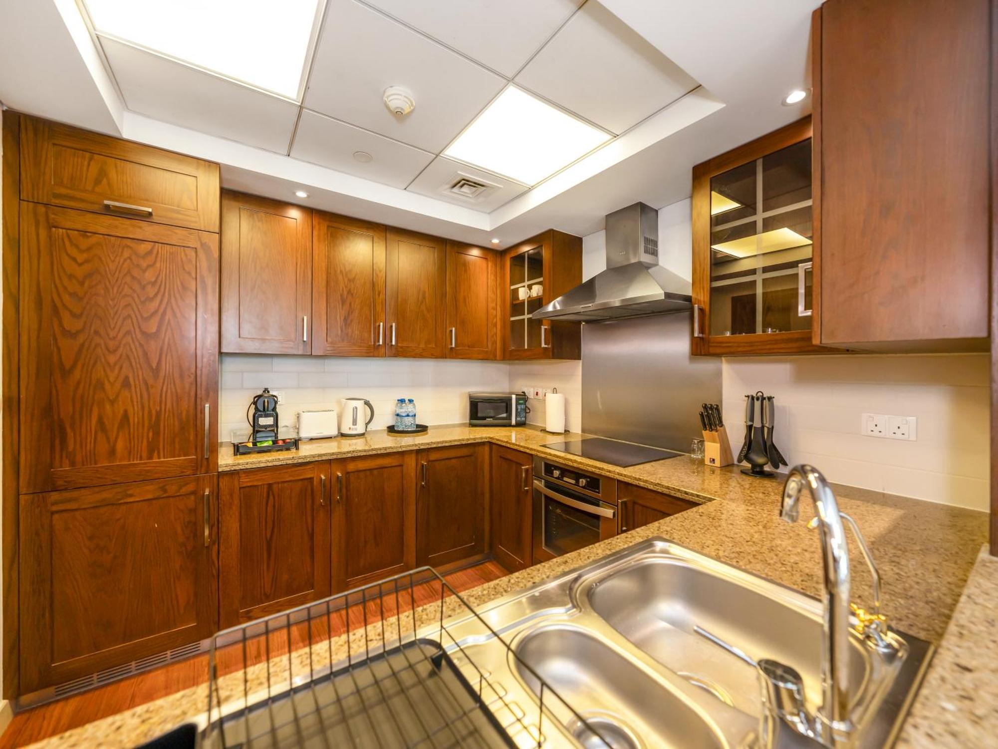 3br With Gaming Lounge, Burj Khalifa, Fountain View Apartment Dubai