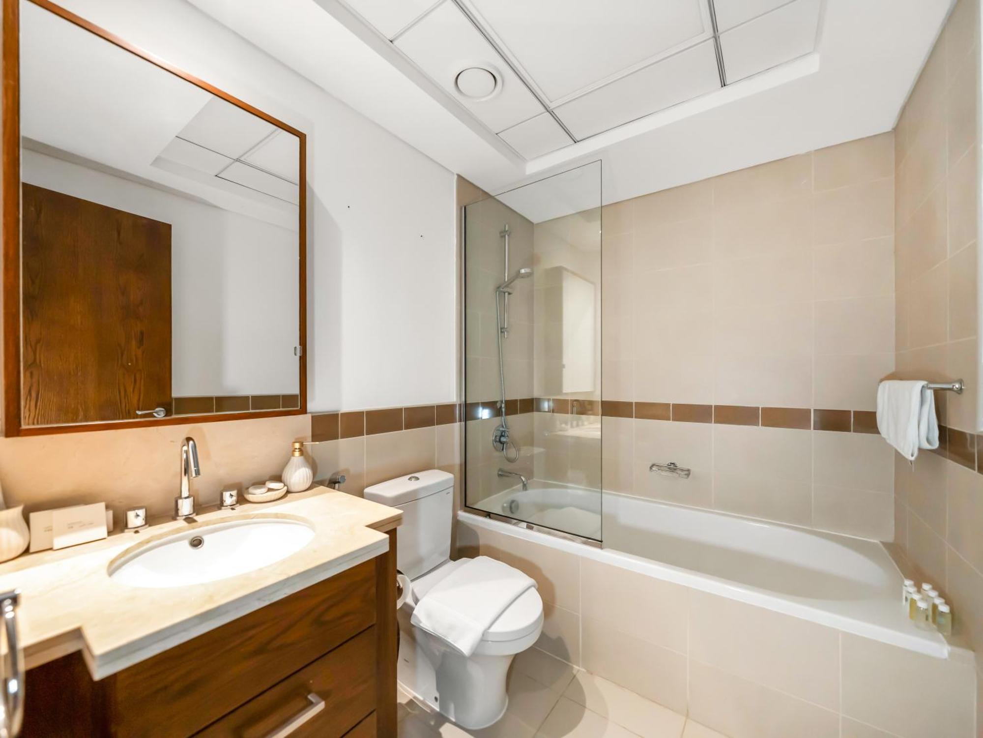 3br With Gaming Lounge, Burj Khalifa, Fountain View Apartment