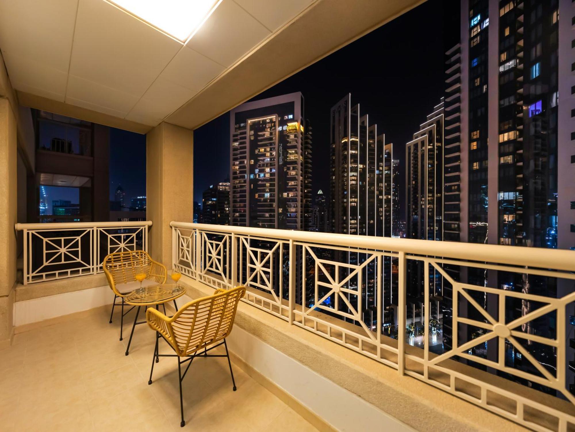 3br With Gaming Lounge, Burj Khalifa, Fountain View