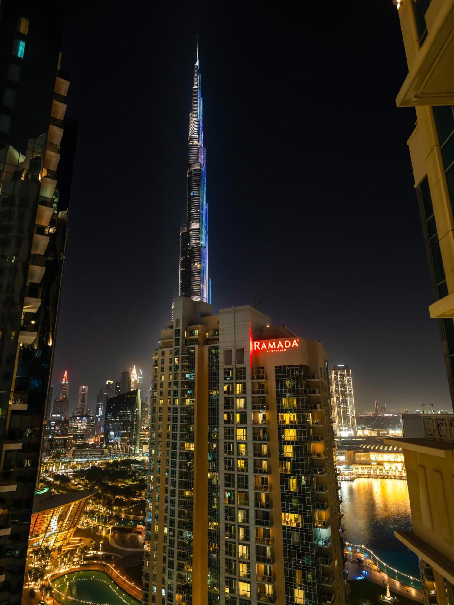 3br With Gaming Lounge, Burj Khalifa, Fountain View *