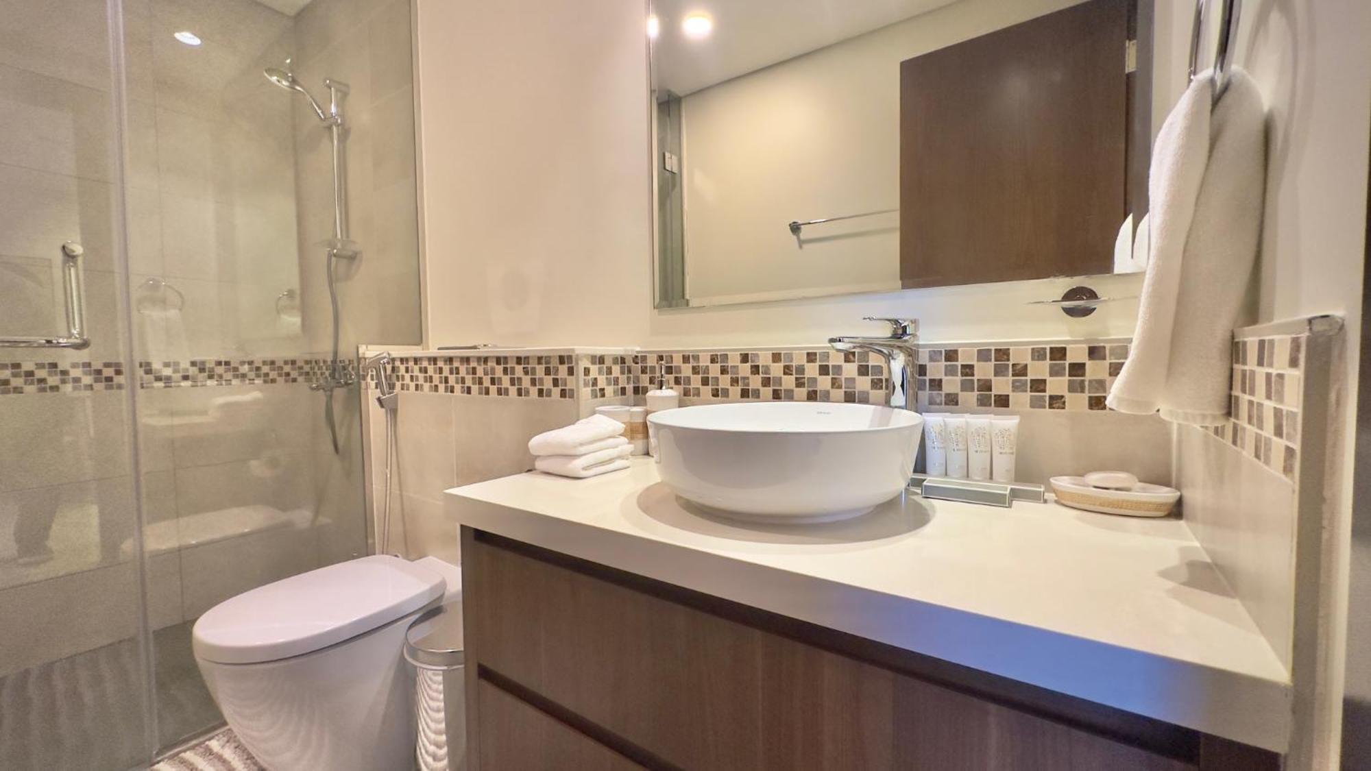 Apartment Sleek & Spacious 2br In Damac Vera, Business Bay By Bhavan *