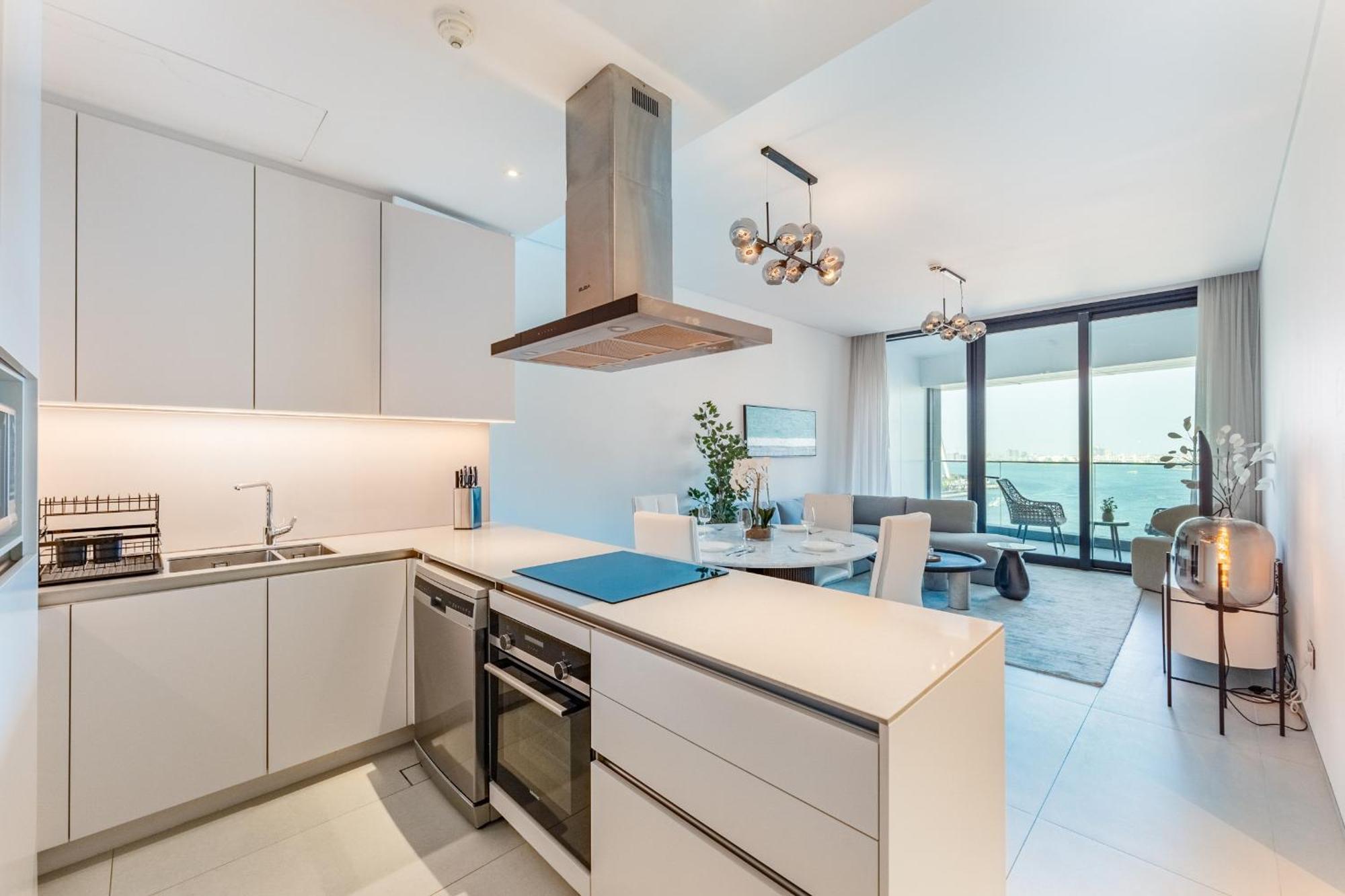 Premium 2 Bedroom With Sea View Apartment