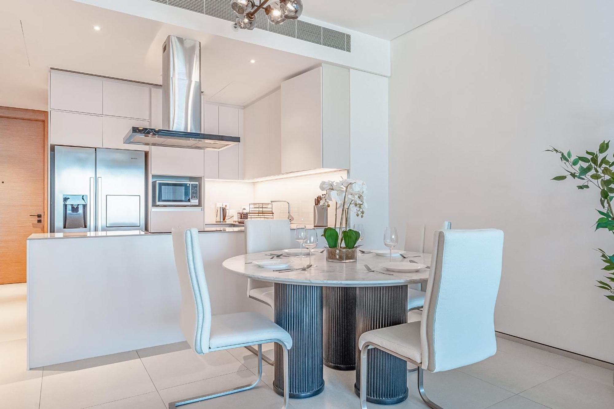Premium 2 Bedroom With Sea View Apartment *