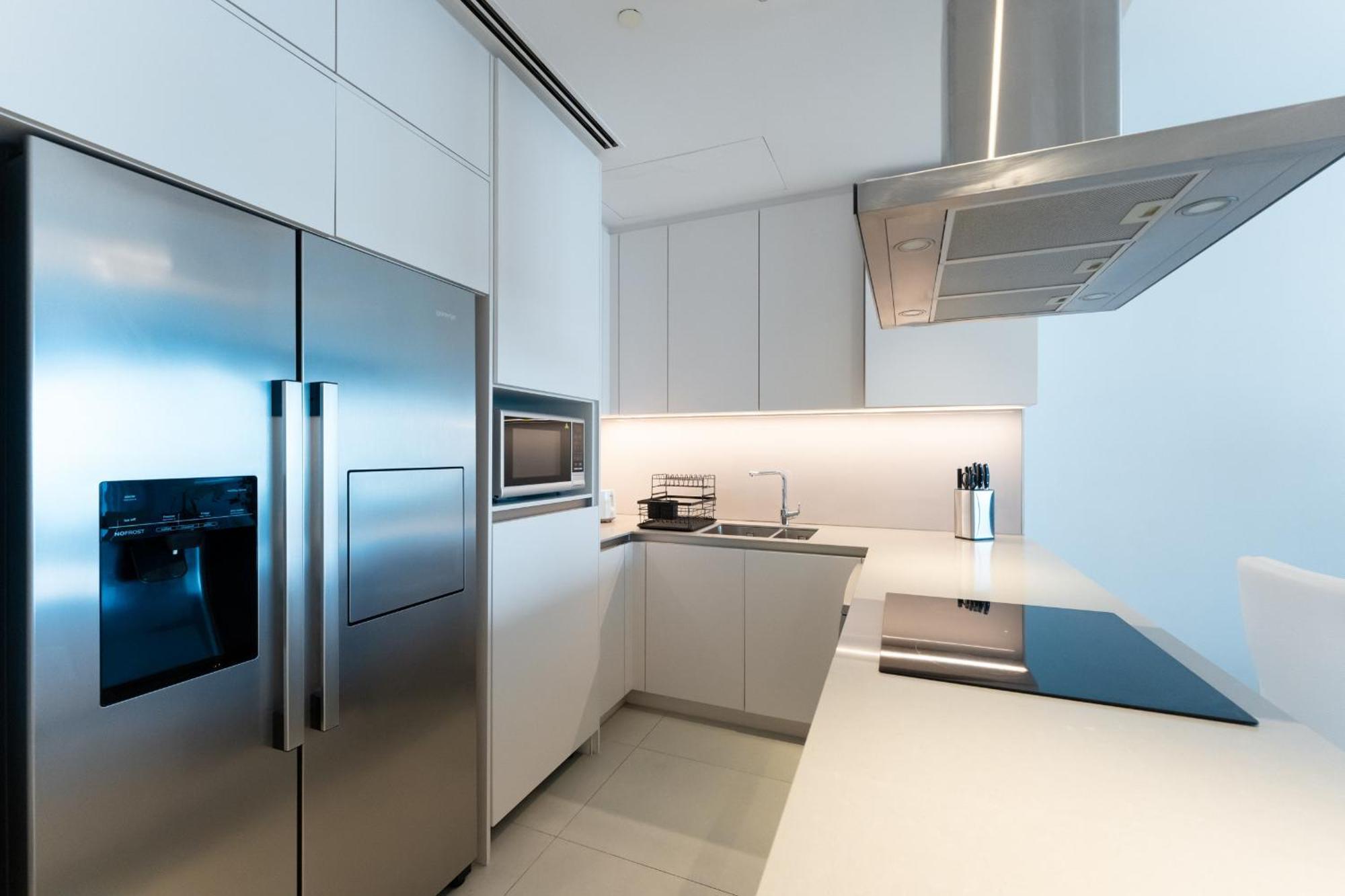 Premium 2 Bedroom With Sea View Apartment Dubai