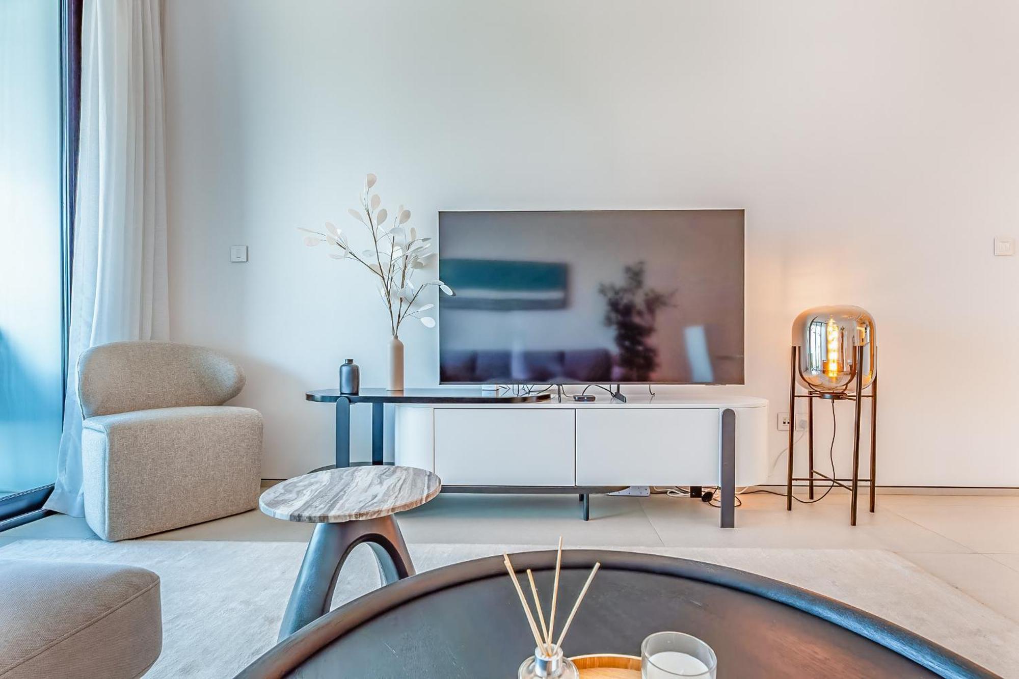 Premium 2 Bedroom With Sea View Apartment Dubai