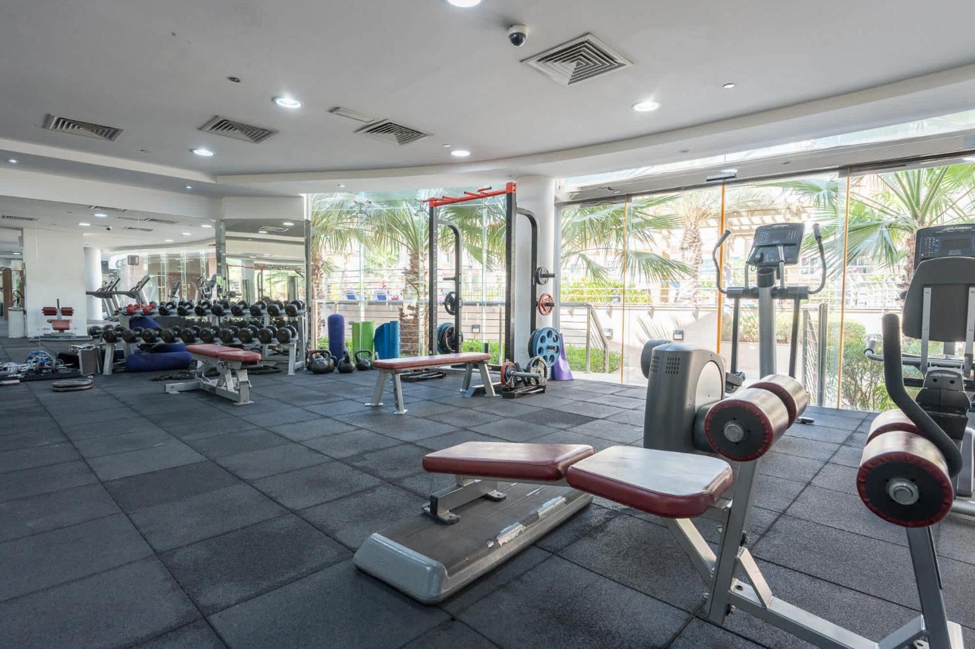 Spacious At Imperial In Jvt That Sleeps 4 * Dubai