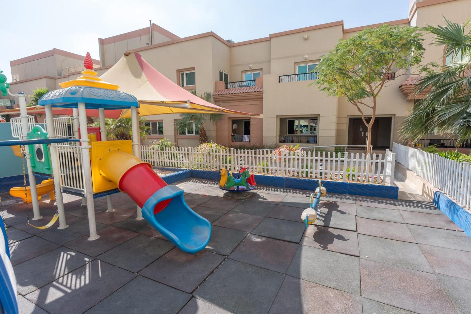 Spacious At Imperial In Jvt That Sleeps 4 Apartment *