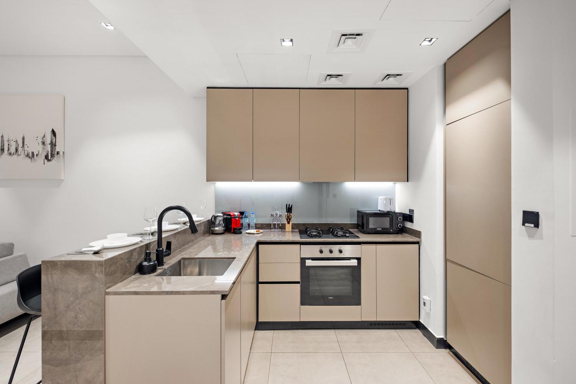 Apartment Cozy 1br In Business Bay With Canal Views