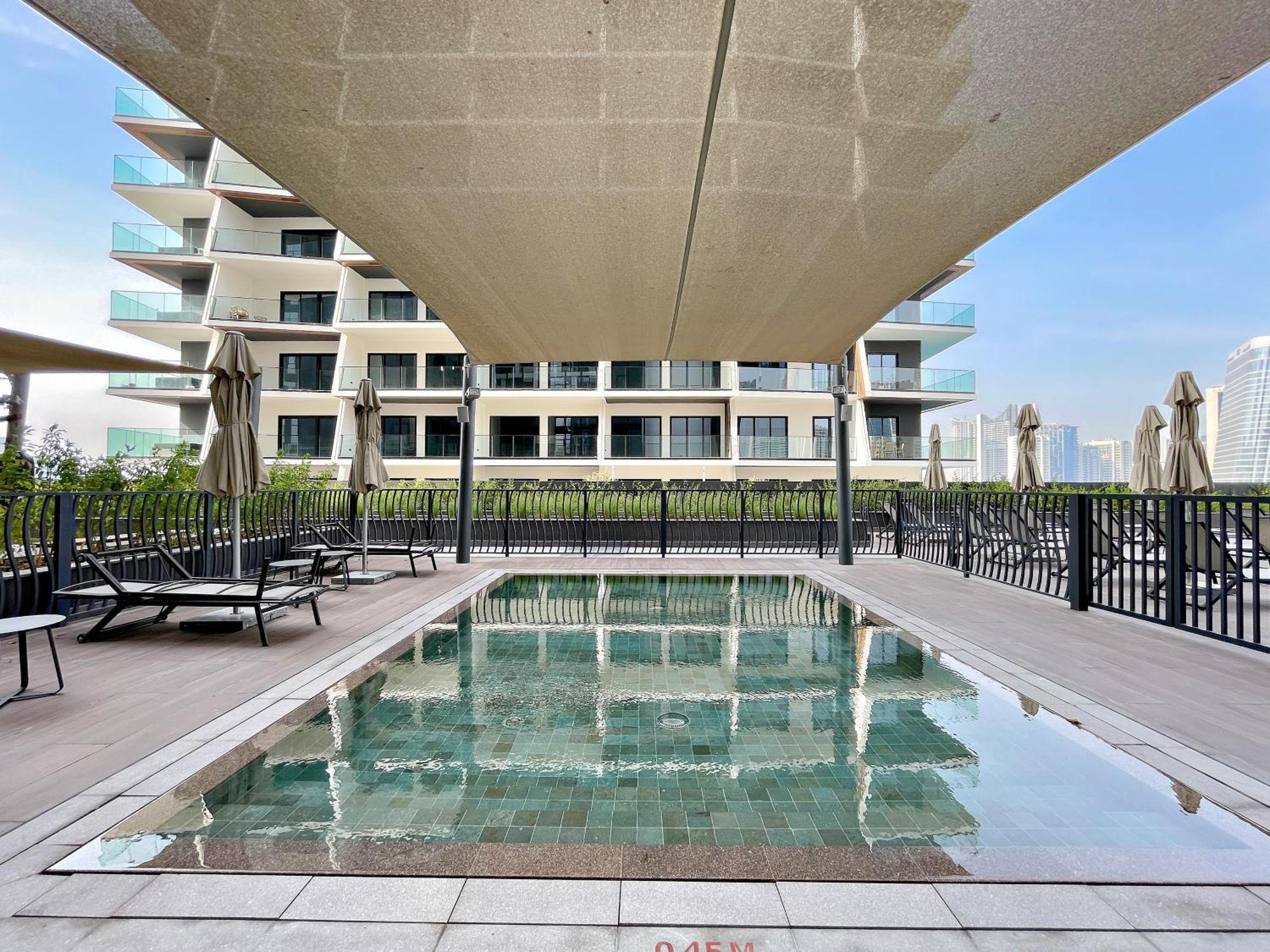 Apartment Cozy 1br In Business Bay With Canal Views Dubai