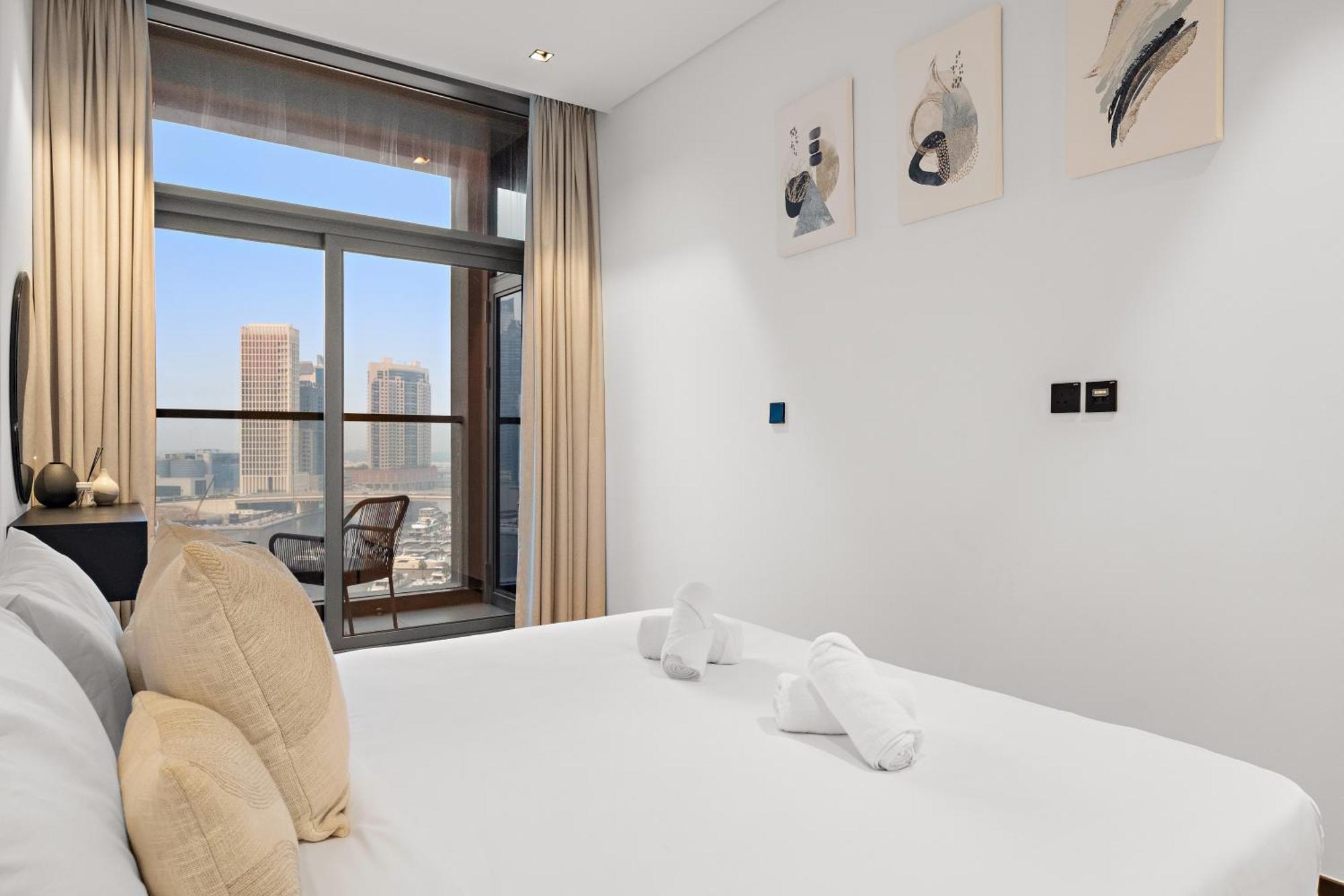 Cozy 1br In Business Bay With Canal Views