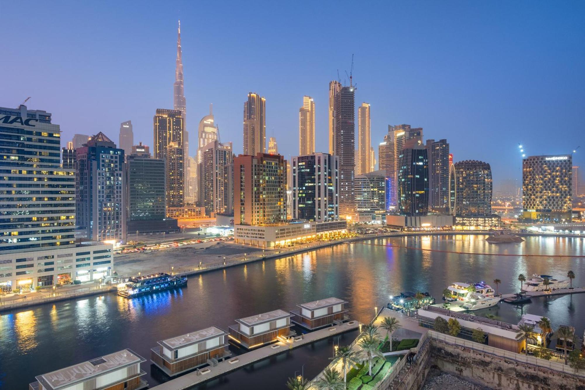 Cozy 1br In Business Bay With Canal Views Apartment Dubai