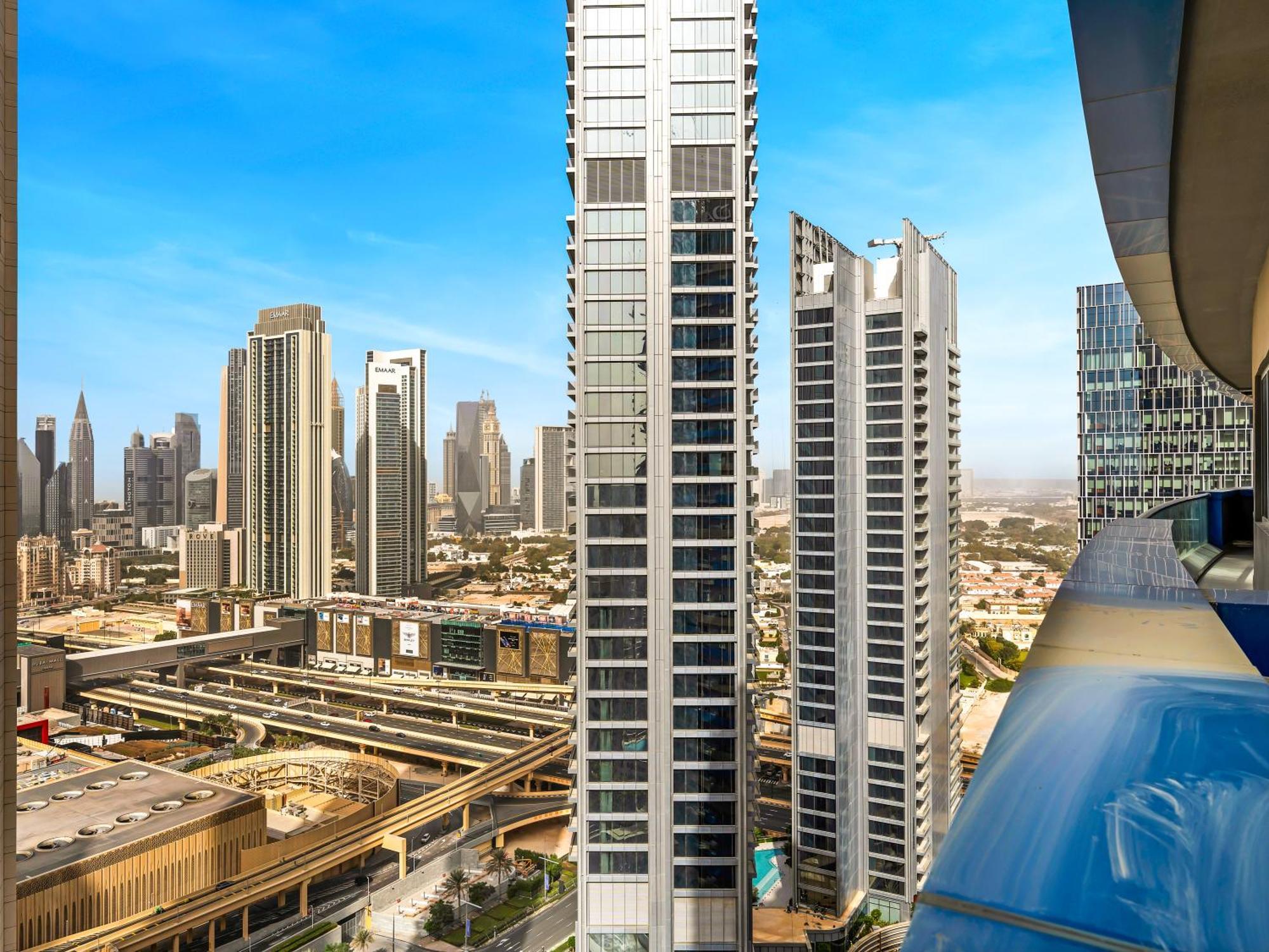 Luxury 1br Burj Khalifa Area Dubai