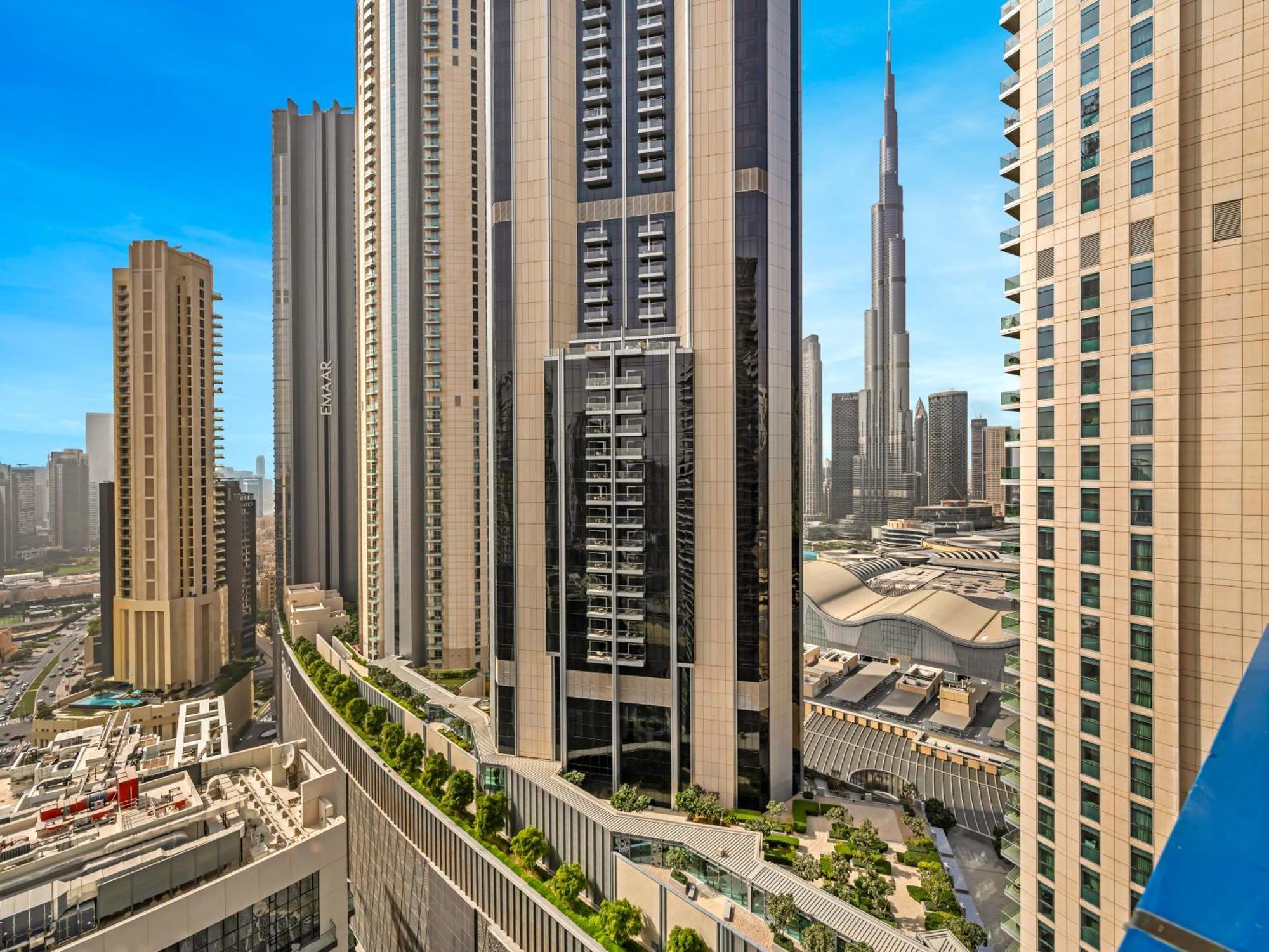 Luxury 1br Burj Khalifa Area Apartment Dubai