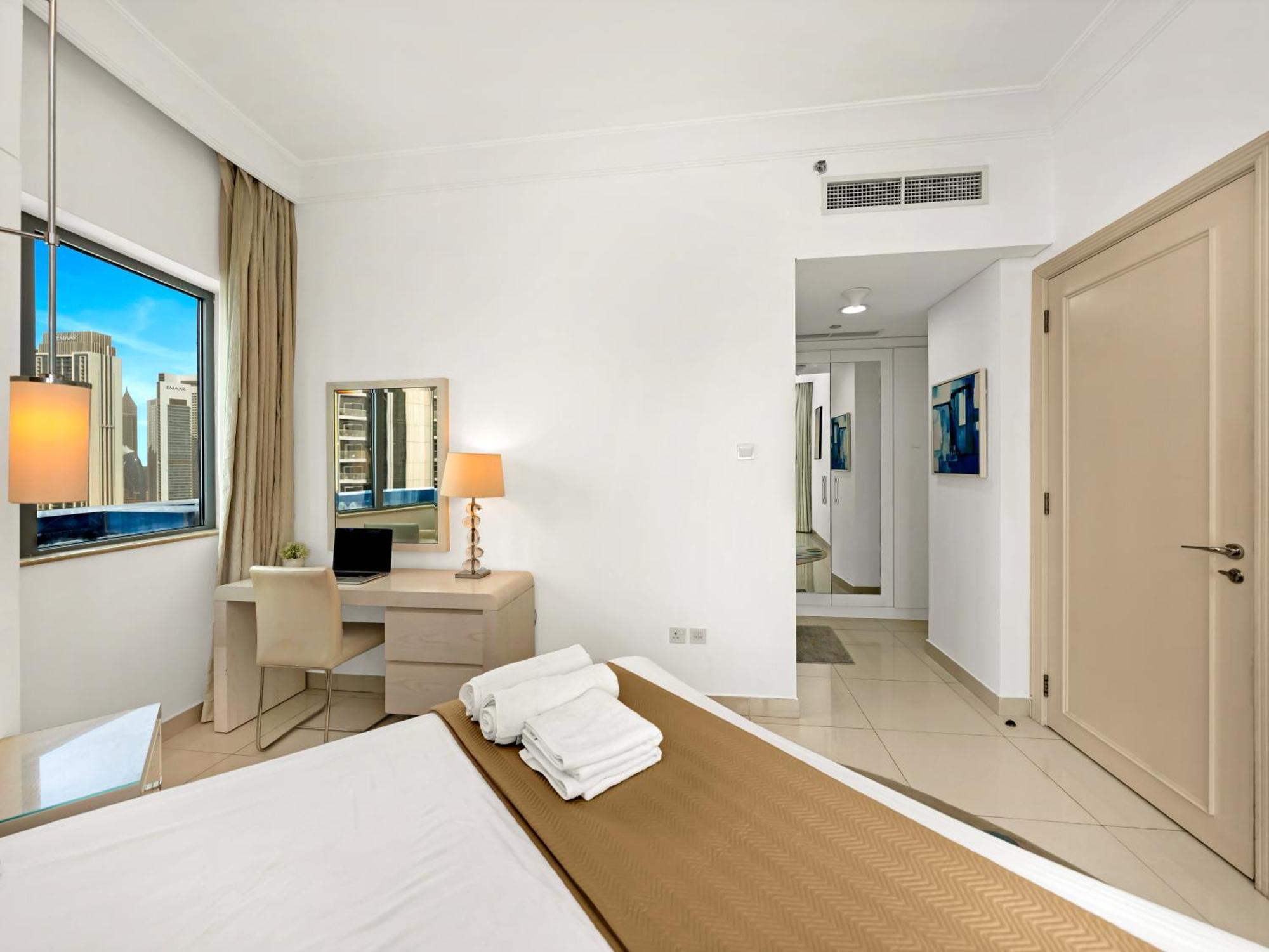 Luxury 1br Burj Khalifa Area