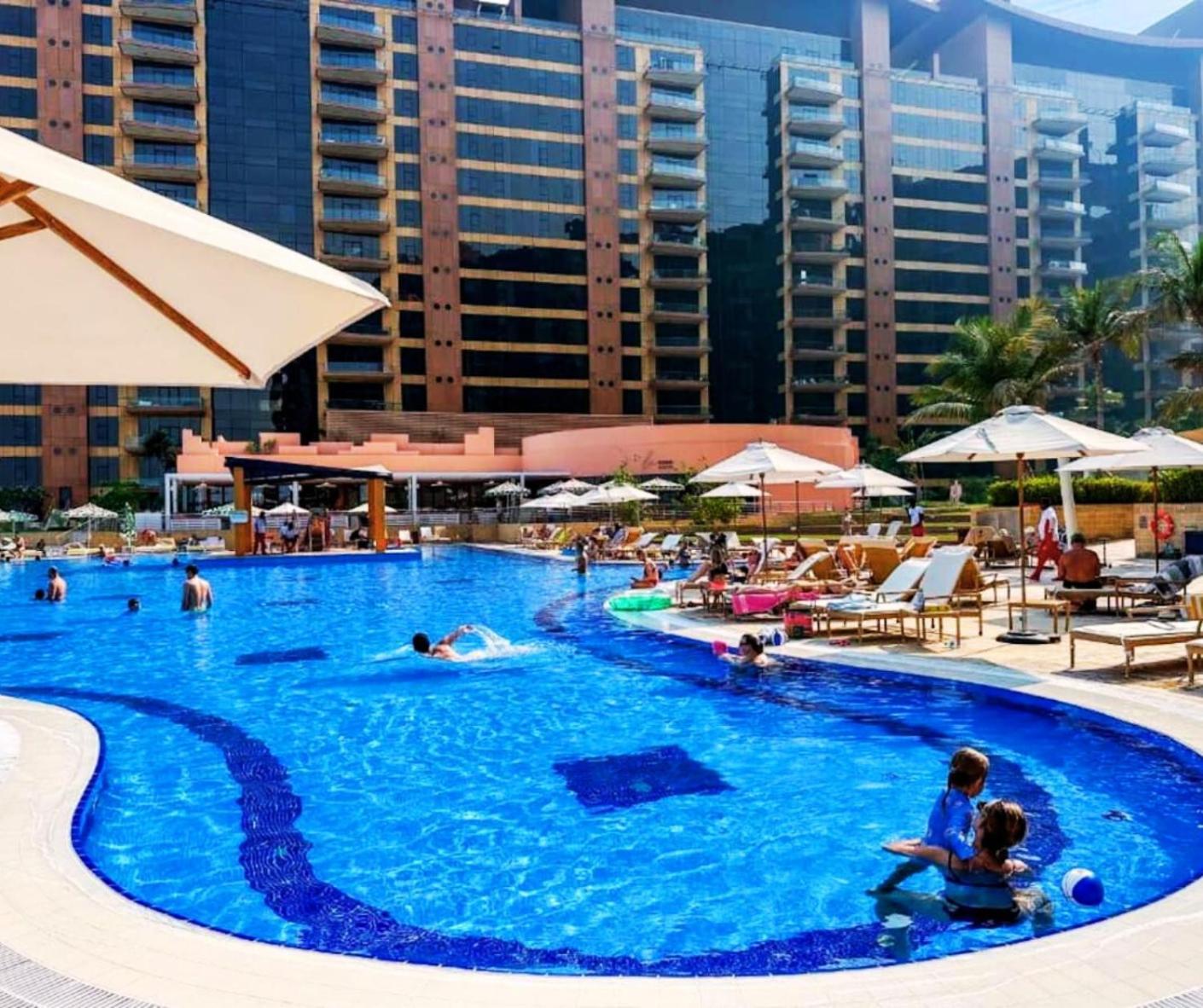 Stellar 2br On Palm Jumeirah - And Pool Access Dubai
