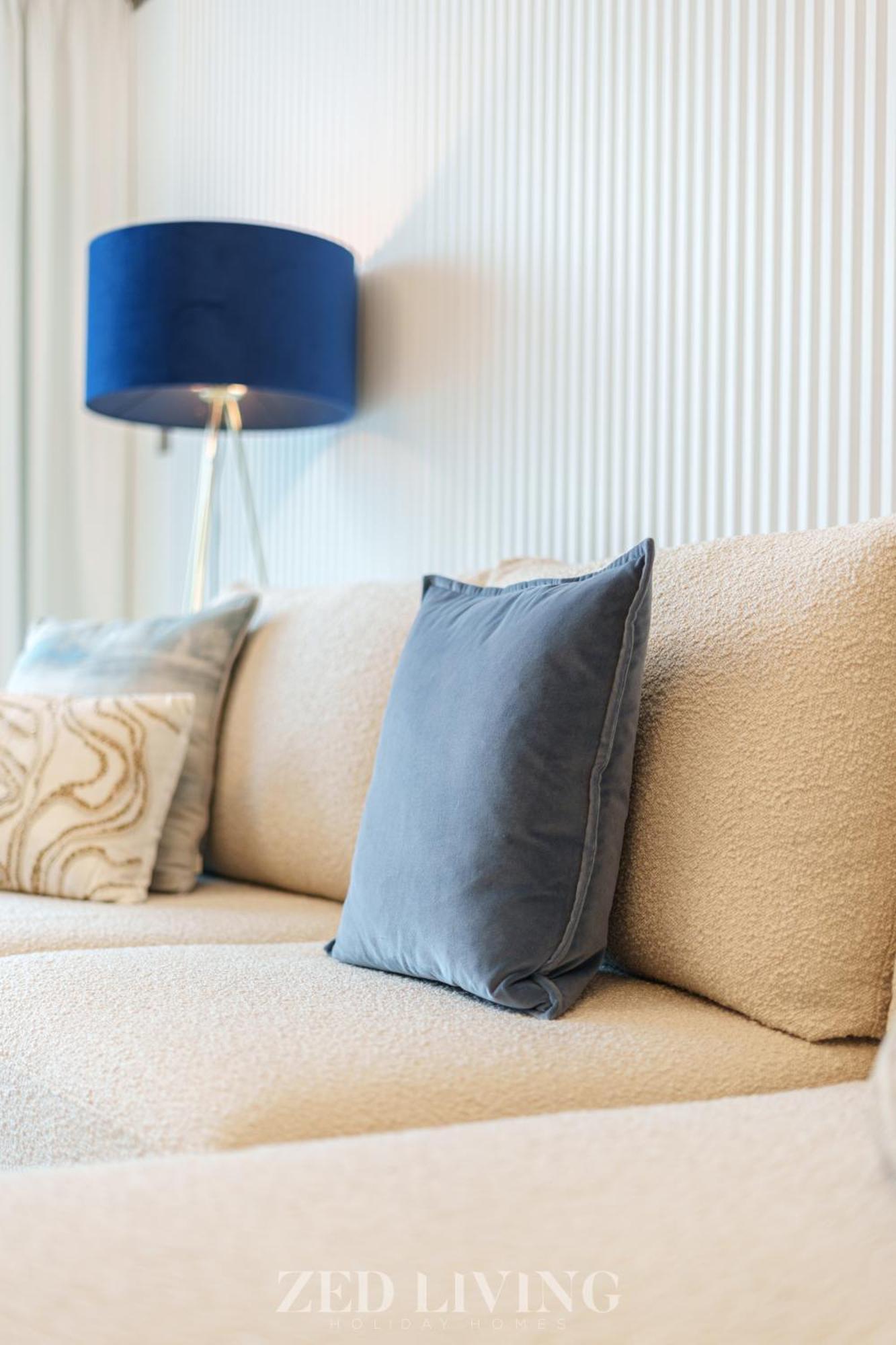Me Do Re - Luxury Living 1 Bedroom With Panoramic View - Zed Living Apartment