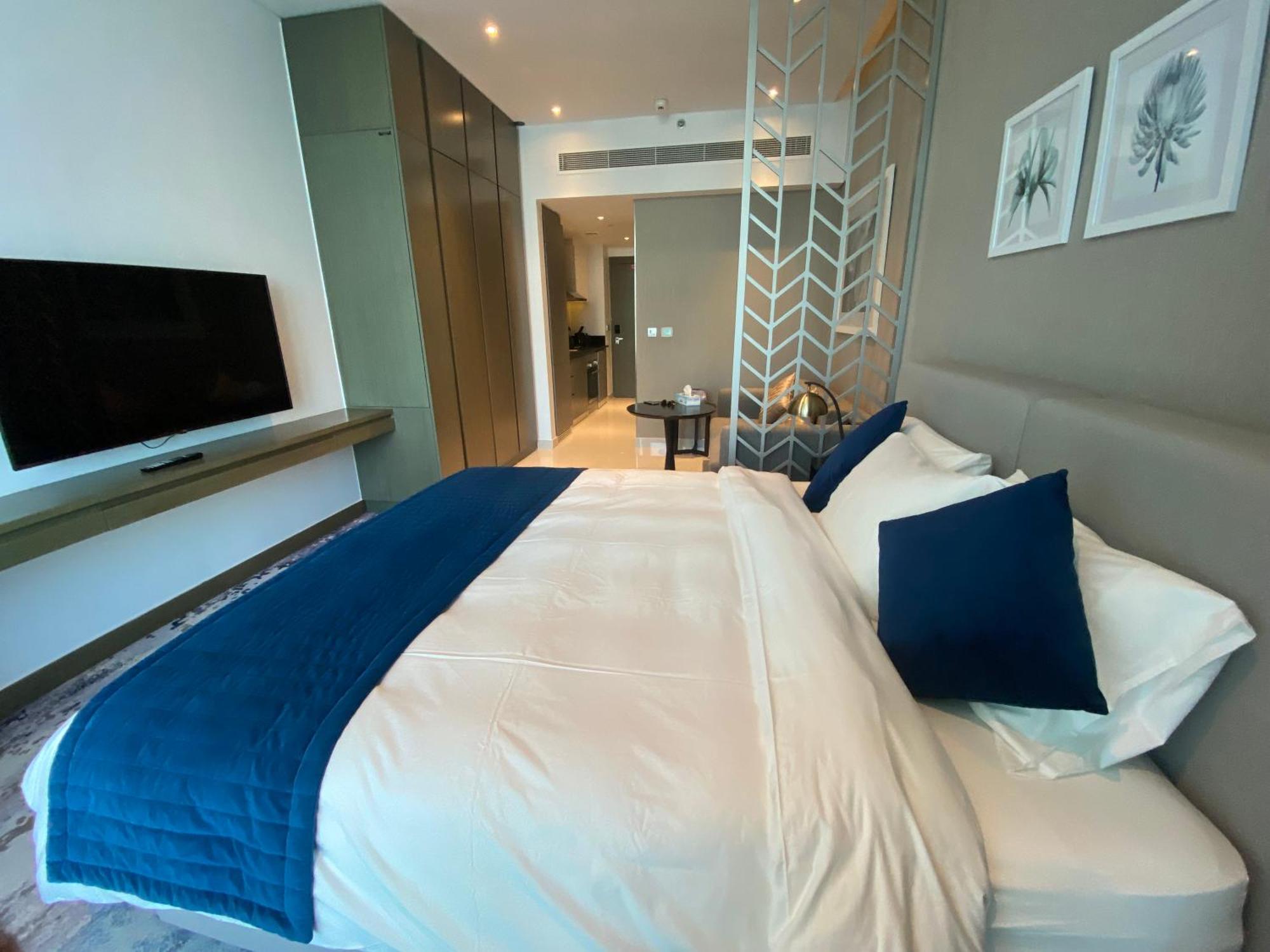 Luxurious In Damac Maison Prive By Phineek Vacation Apartment Dubai
