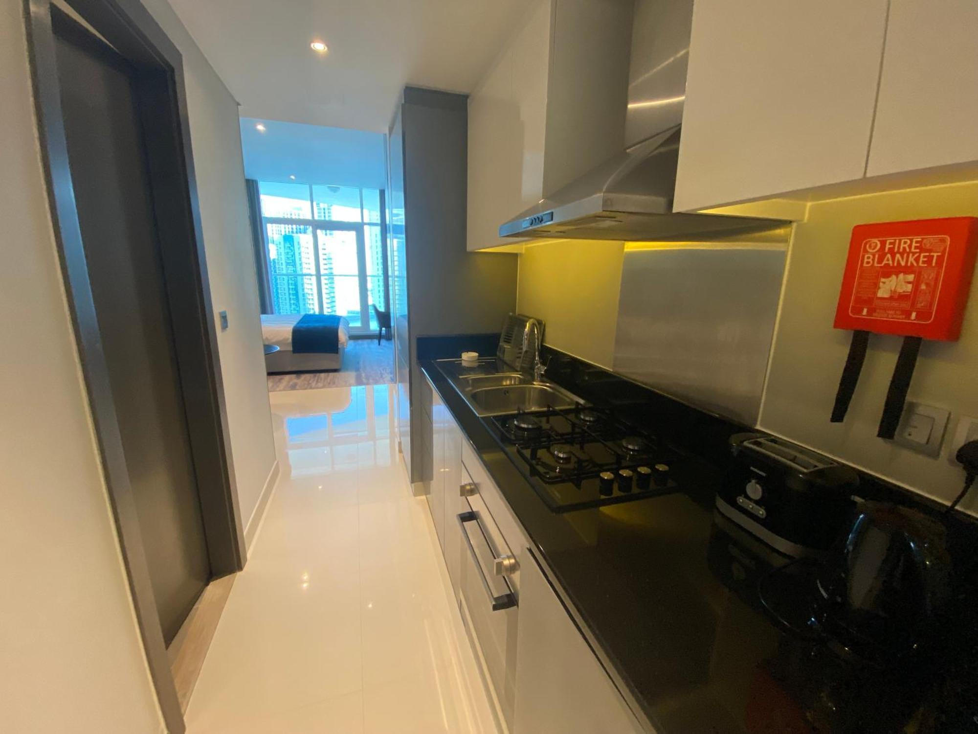 Luxurious In Damac Maison Prive By Phineek Vacation *