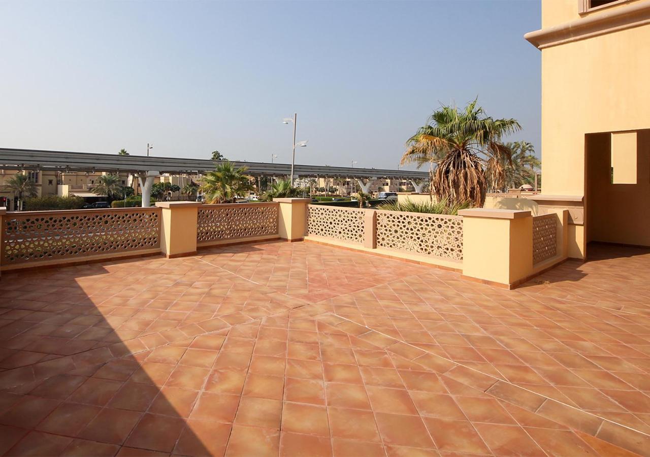 Villa Cozy 4br Maid At Canal Cove Palm Jumeirah