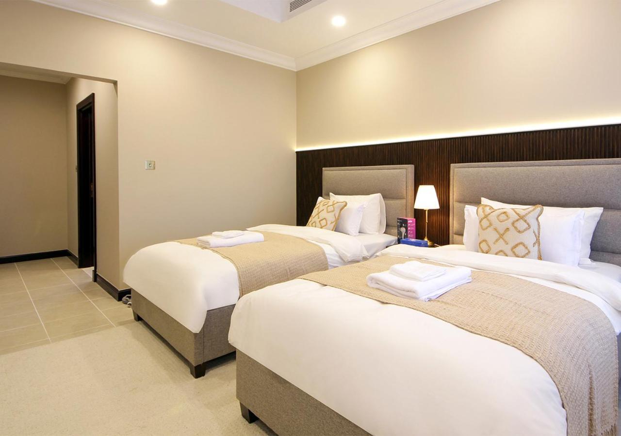 Villa Cozy 4br Maid At Canal Cove Palm Jumeirah