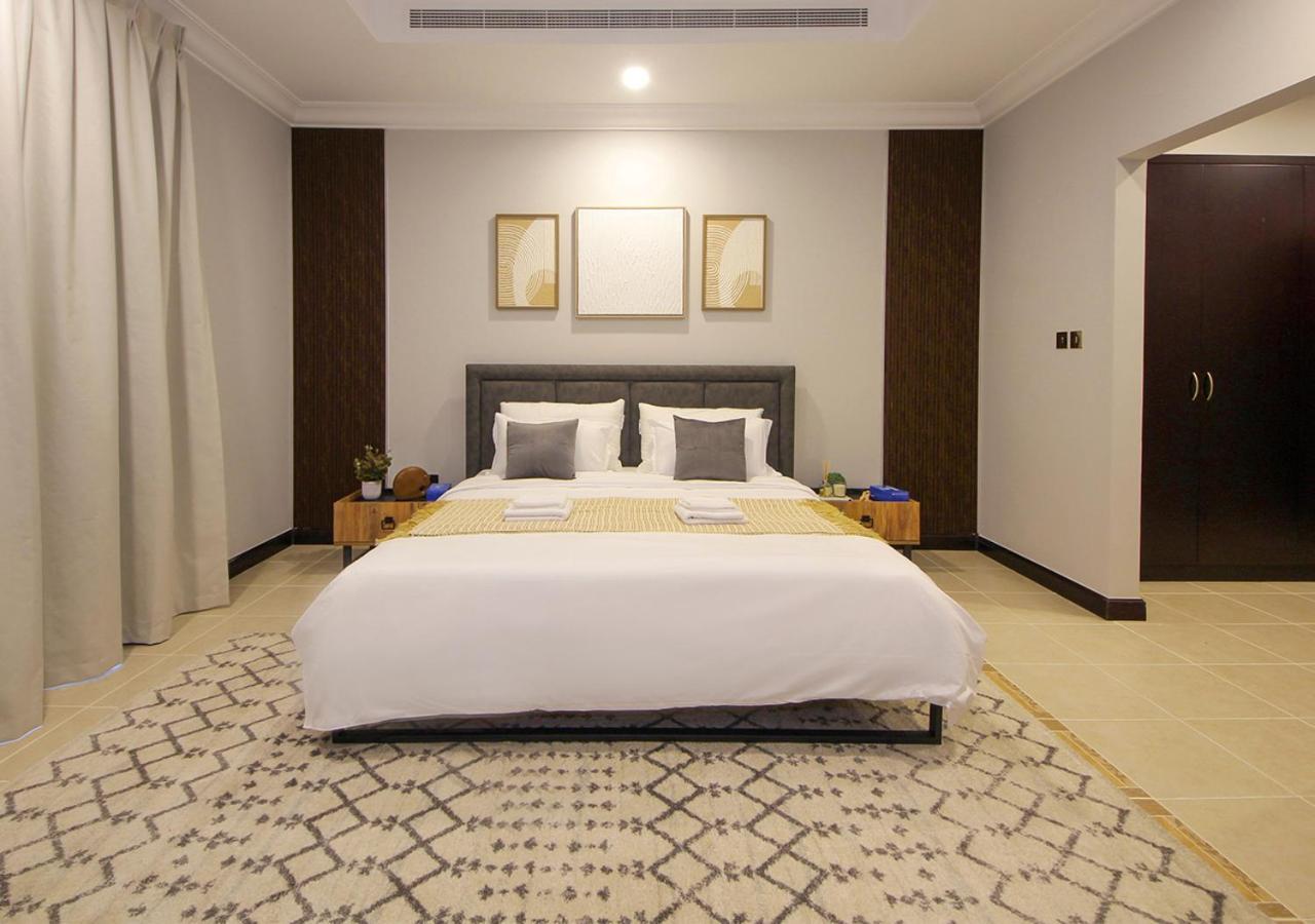 Cozy 4br Maid At Canal Cove Palm Jumeirah Villa