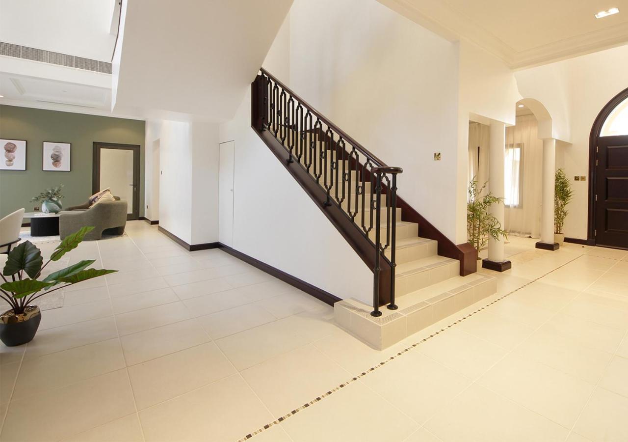 Cozy 4br Maid At Canal Cove Palm Jumeirah Villa Dubai