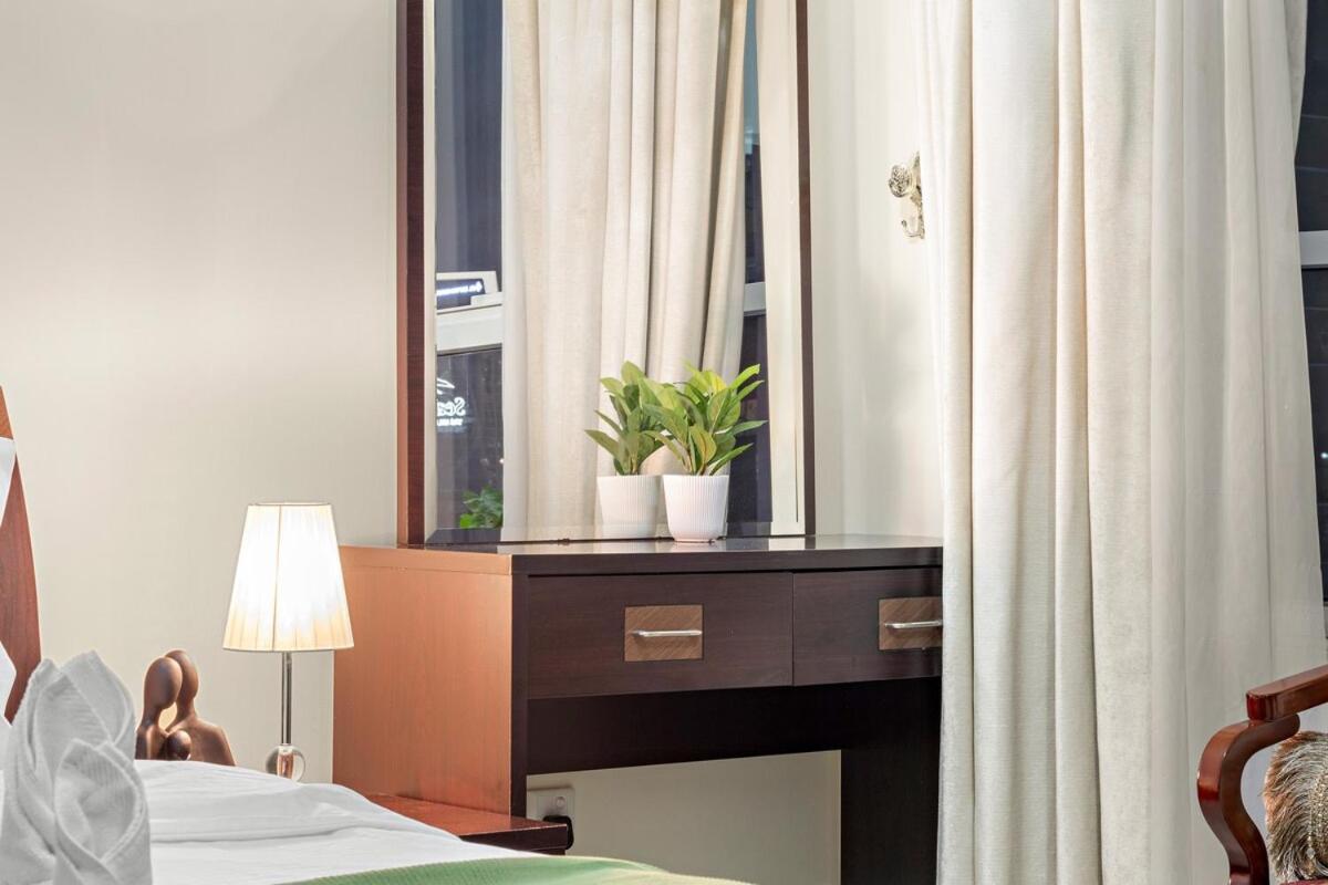 First Class 1br Luxury Sanctuary * Dubai