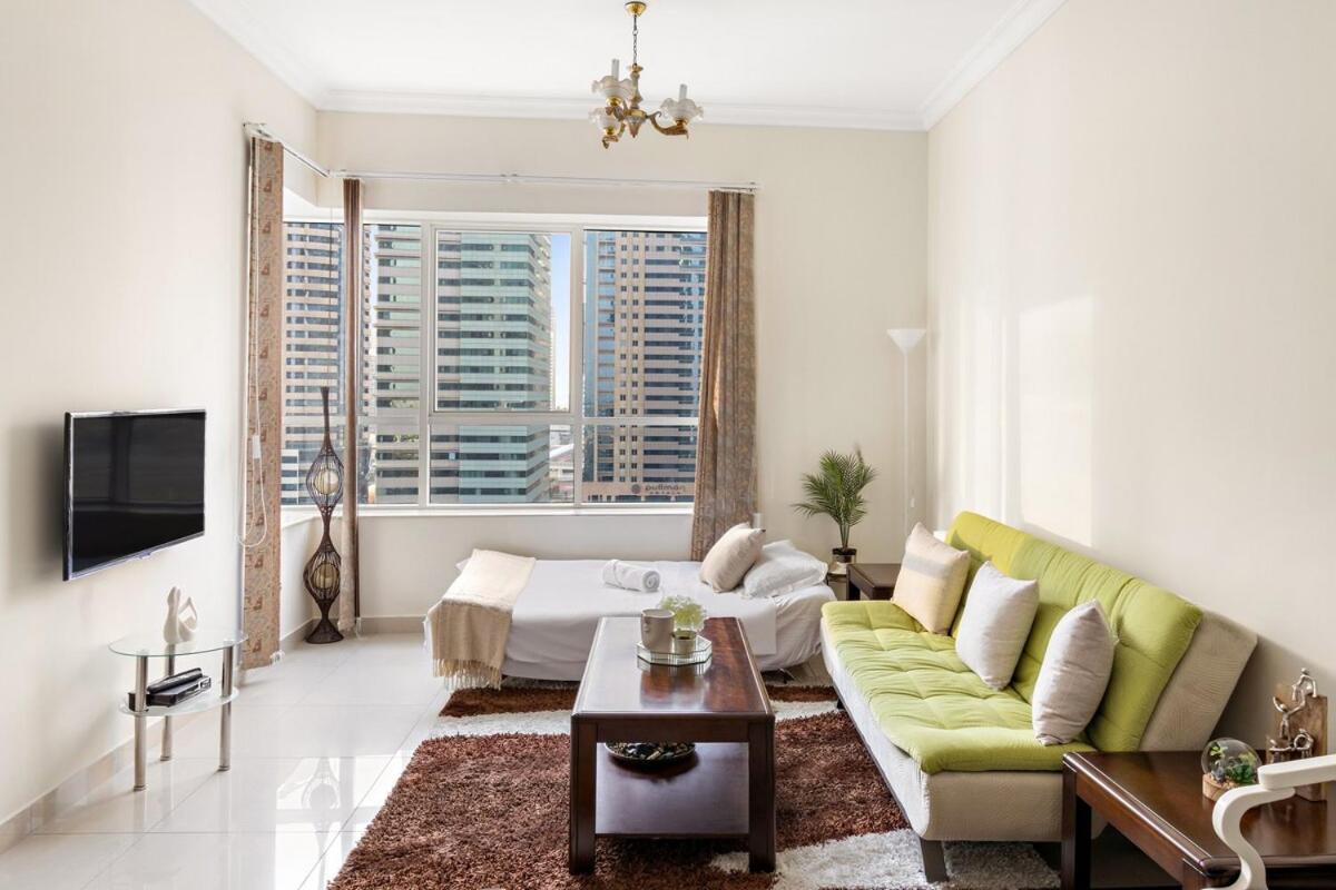 Apartment First Class 1br Luxury Sanctuary Dubai