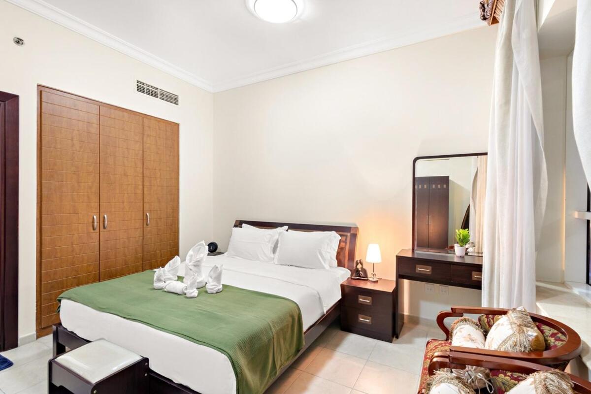 First Class 1br Luxury Sanctuary * Dubai